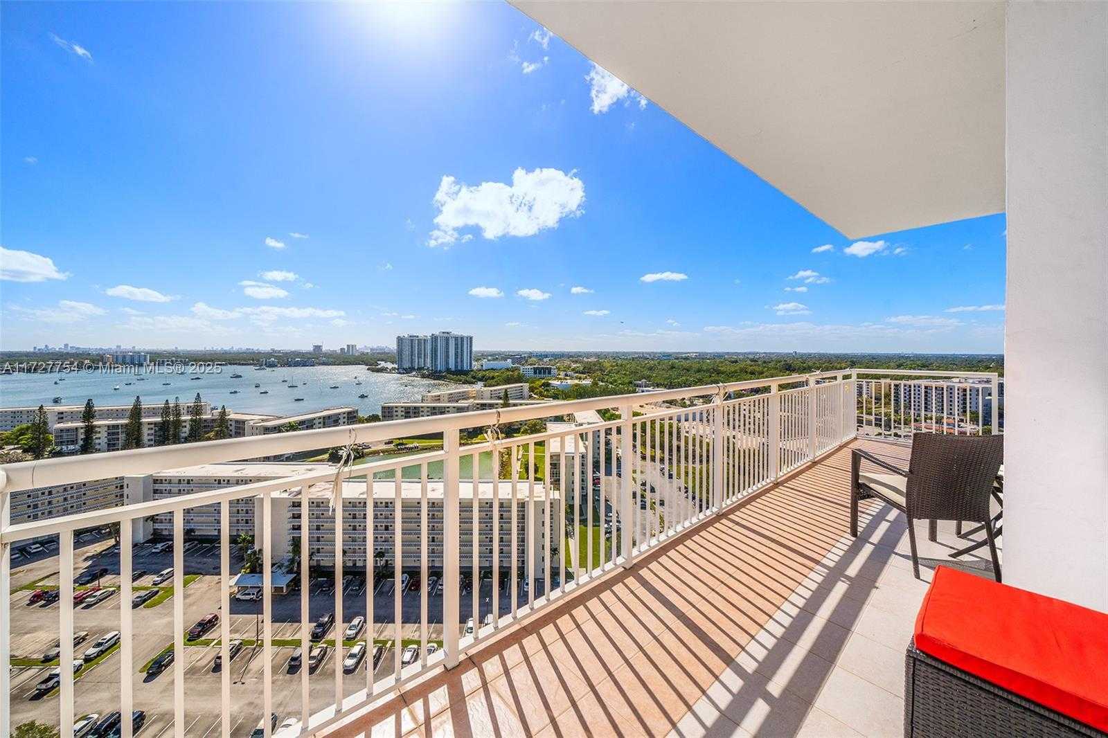 Small Image of 18011 BISCAYNE BLVD #PH03, Aventura Number 15