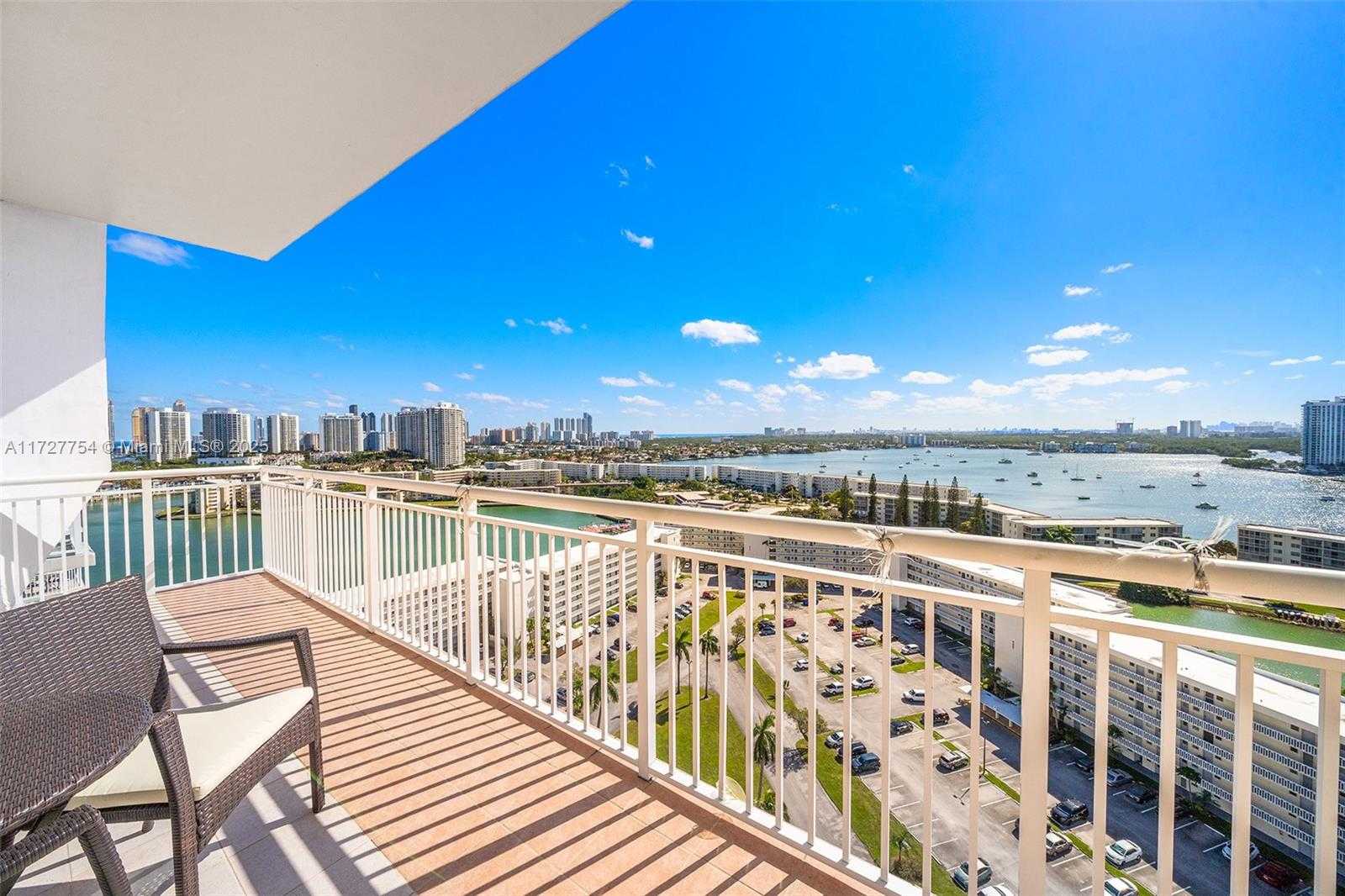 Small Image of 18011 BISCAYNE BLVD #PH03, Aventura Number 16