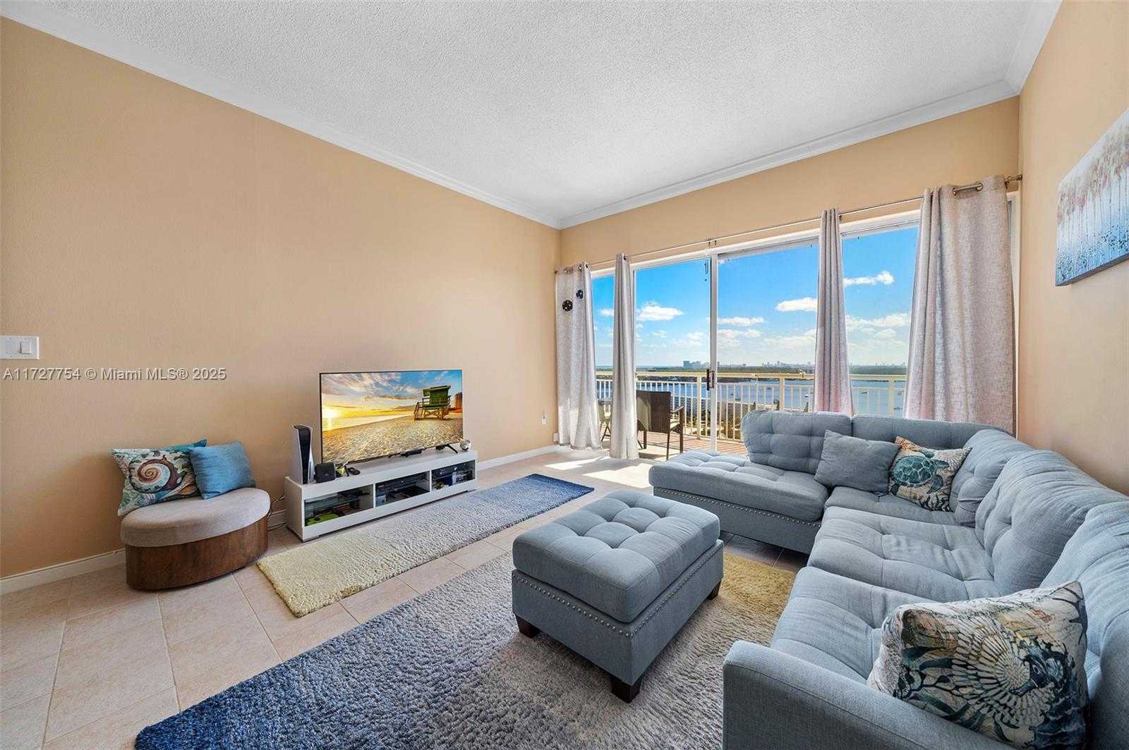 Small Image of 18011 BISCAYNE BLVD #PH03, Aventura Number 6