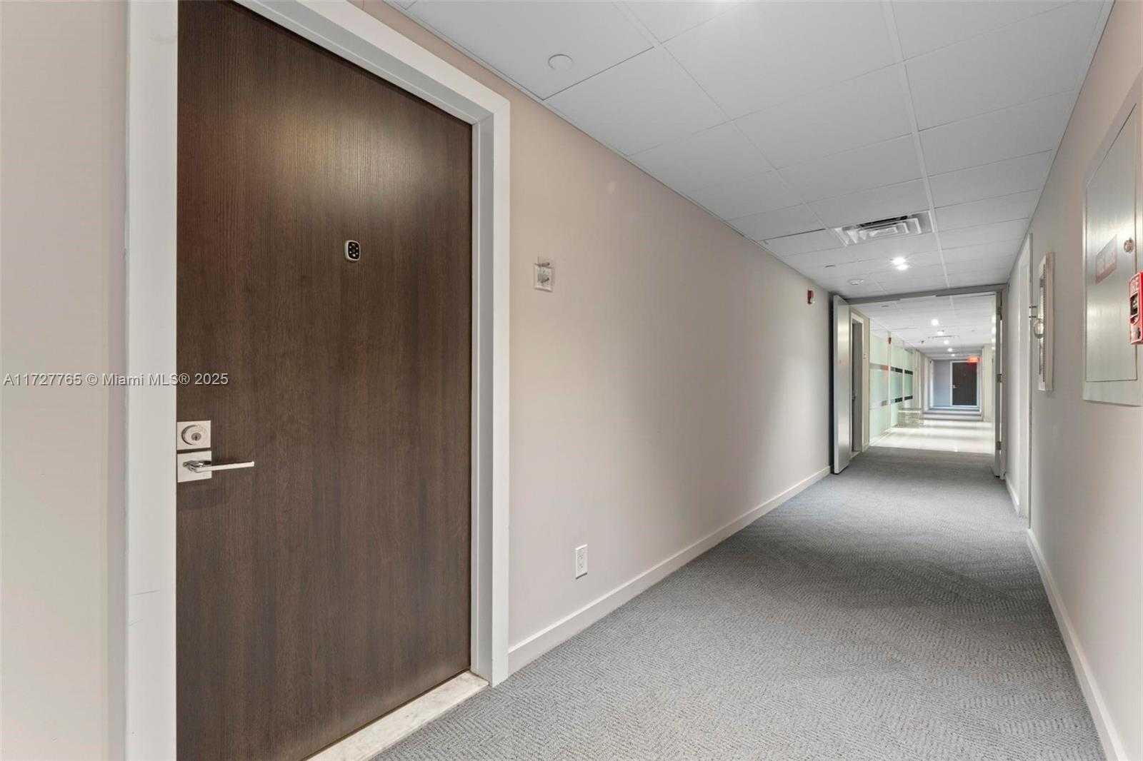 Small Image of 20301 WEST COUNTRY CLUB DR #PH25, Aventura Number 10