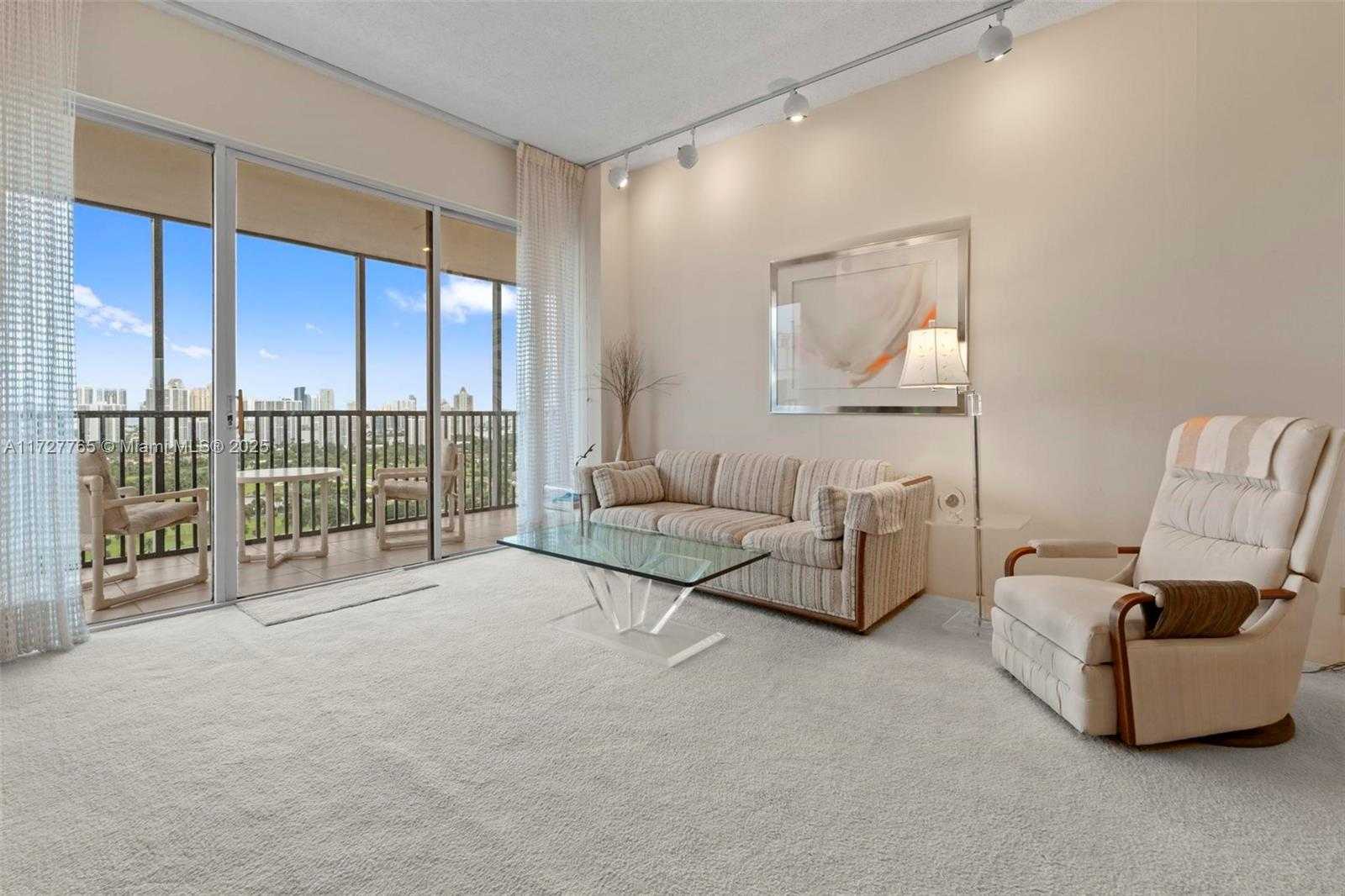 Small Image of 20301 WEST COUNTRY CLUB DR #PH25, Aventura Number 18