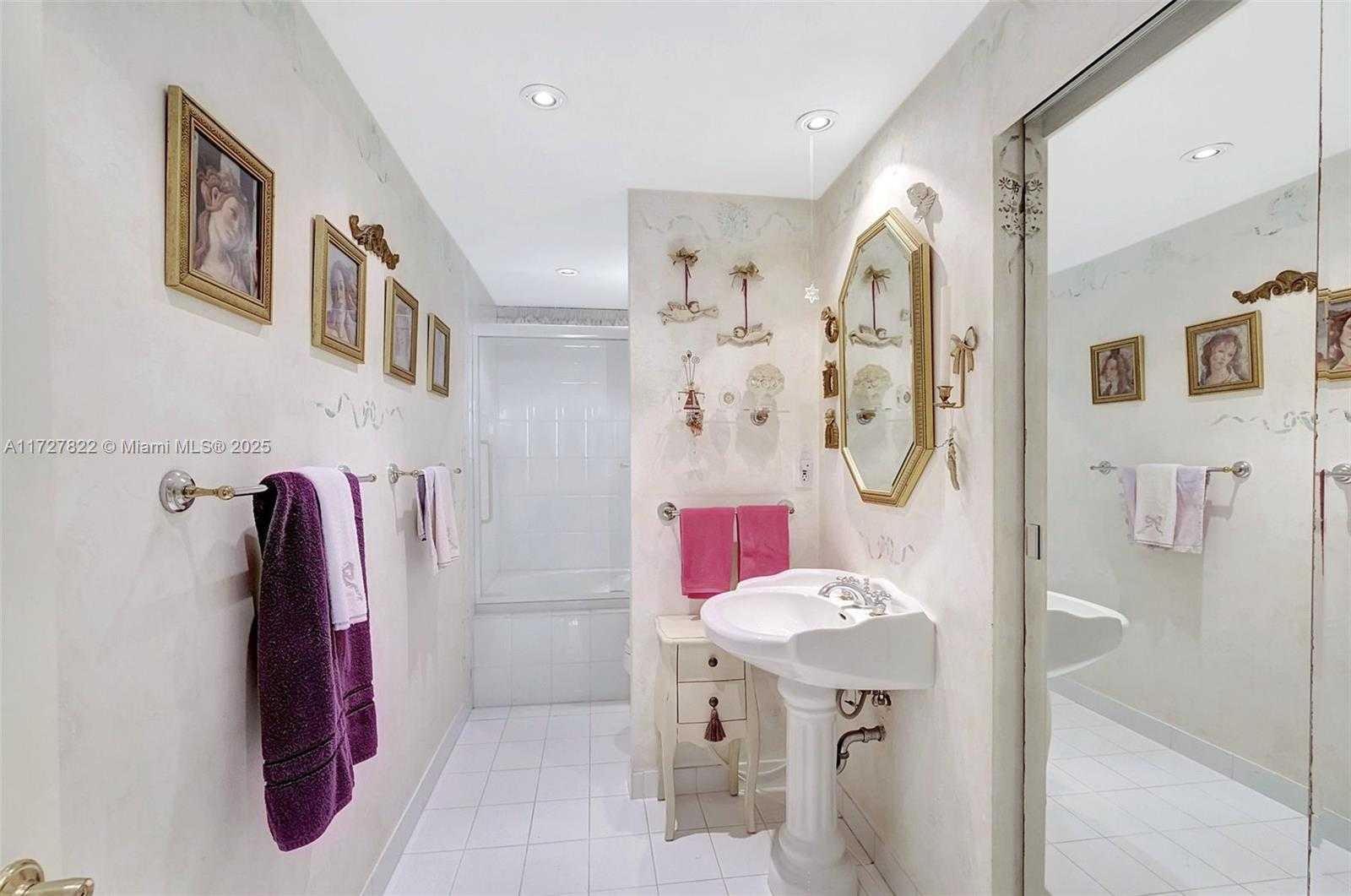 Small Image of 5005 COLLINS AVE #1224, Miami Beach Number 26