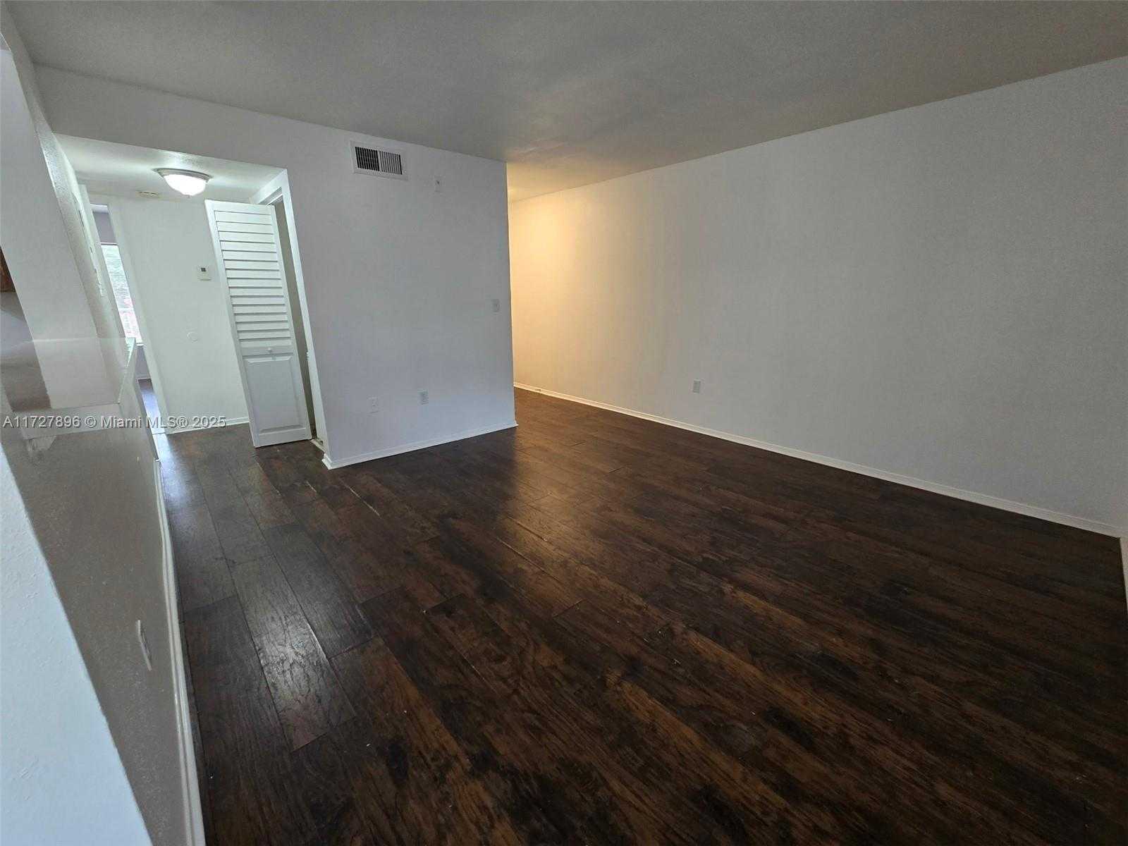 Small Image of 2622 NORTH WEST 33RD ST #2011, Oakland Park Number 13