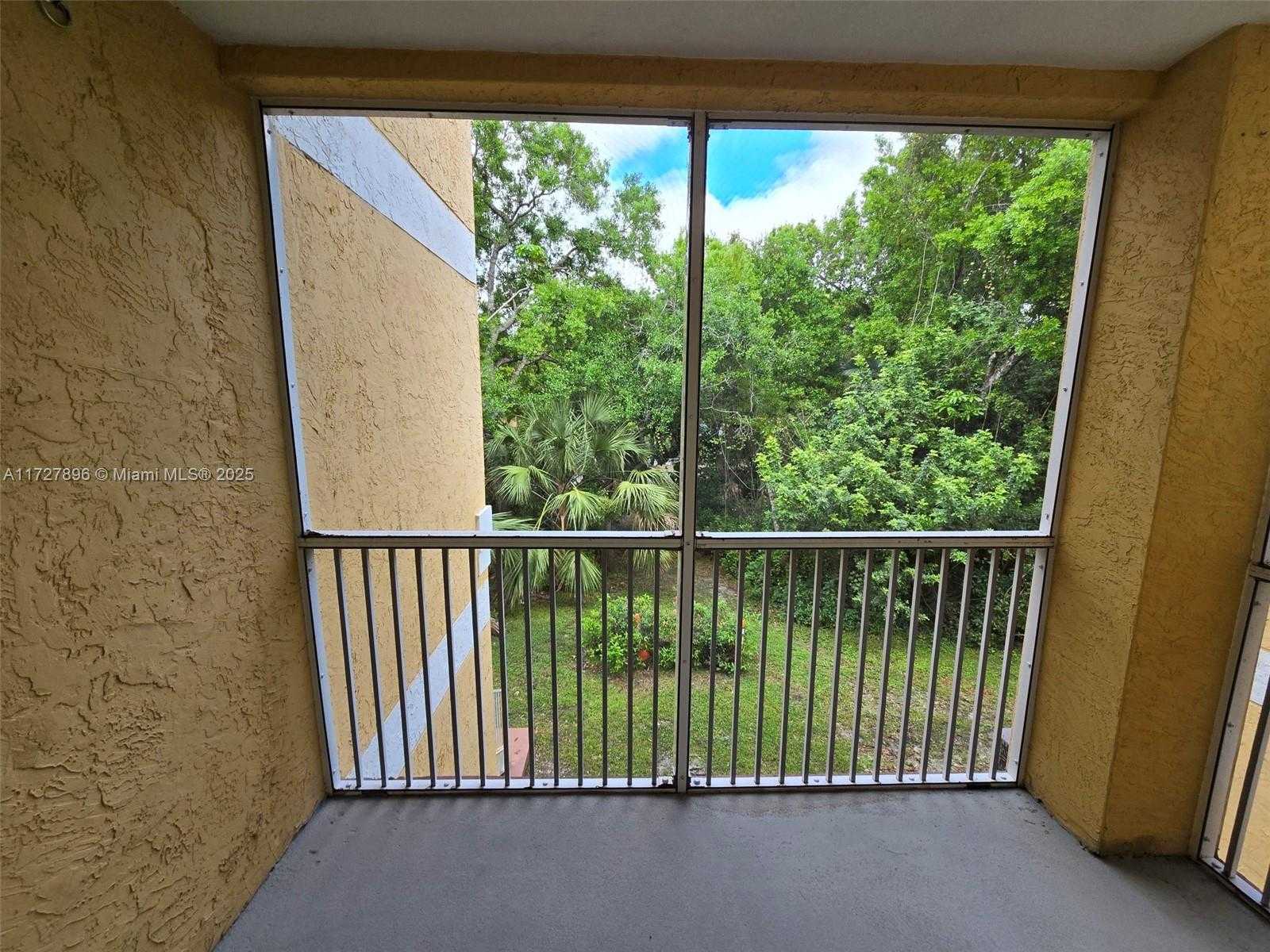 Small Image of 2622 NORTH WEST 33RD ST #2011, Oakland Park Number 16
