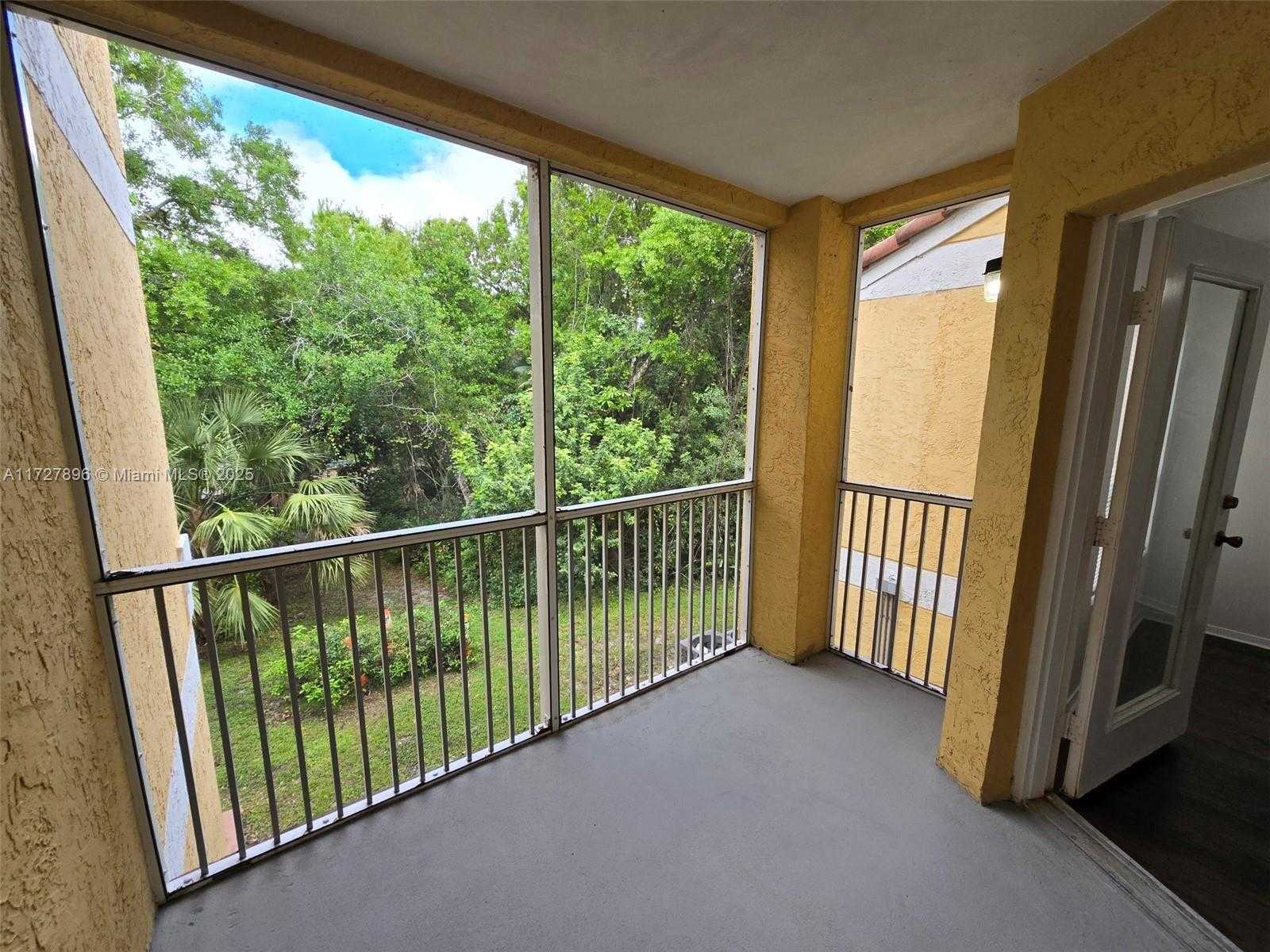 Small Image of 2622 NORTH WEST 33RD ST #2011, Oakland Park Number 17