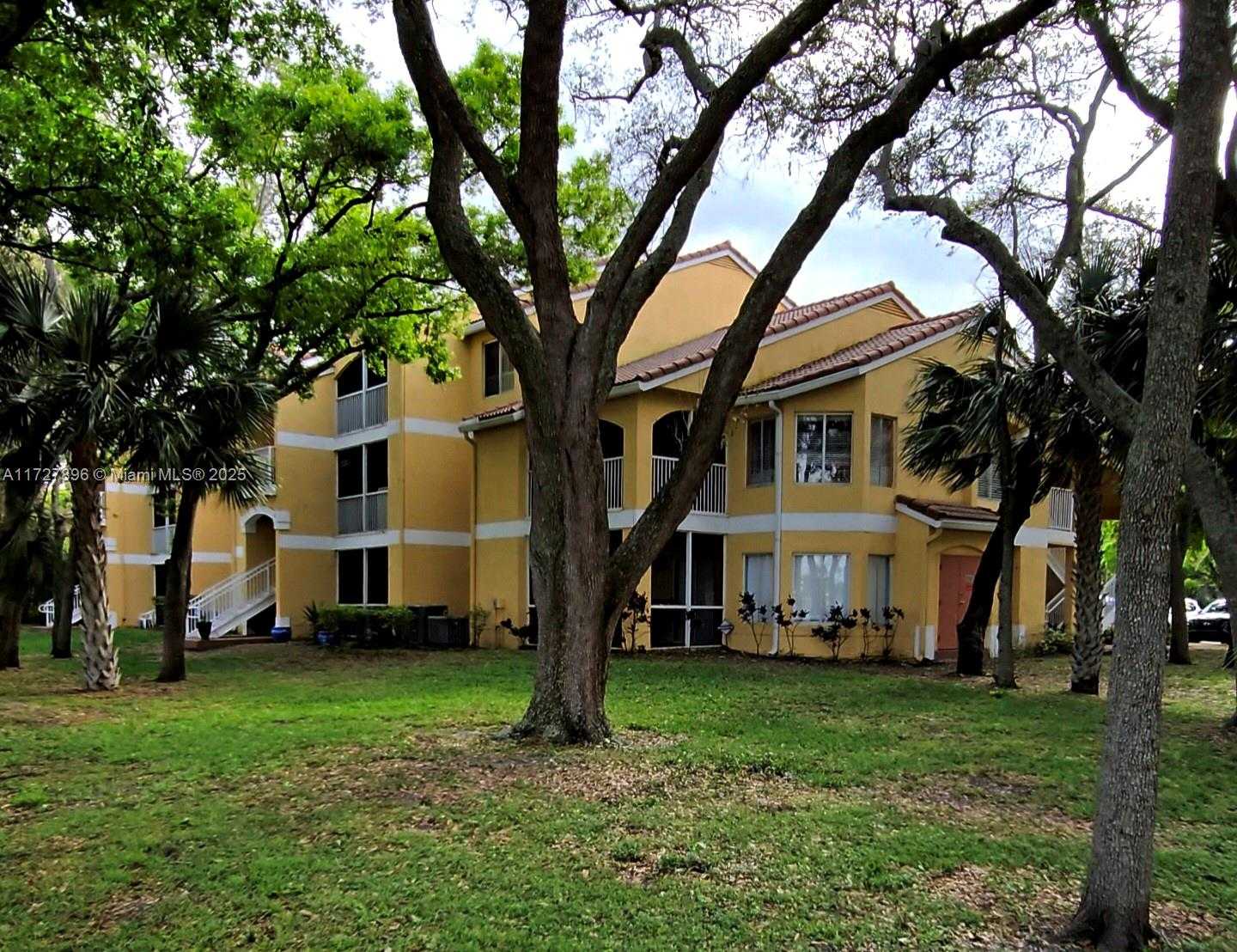 Small Image of 2622 NORTH WEST 33RD ST #2011, Oakland Park Number 22