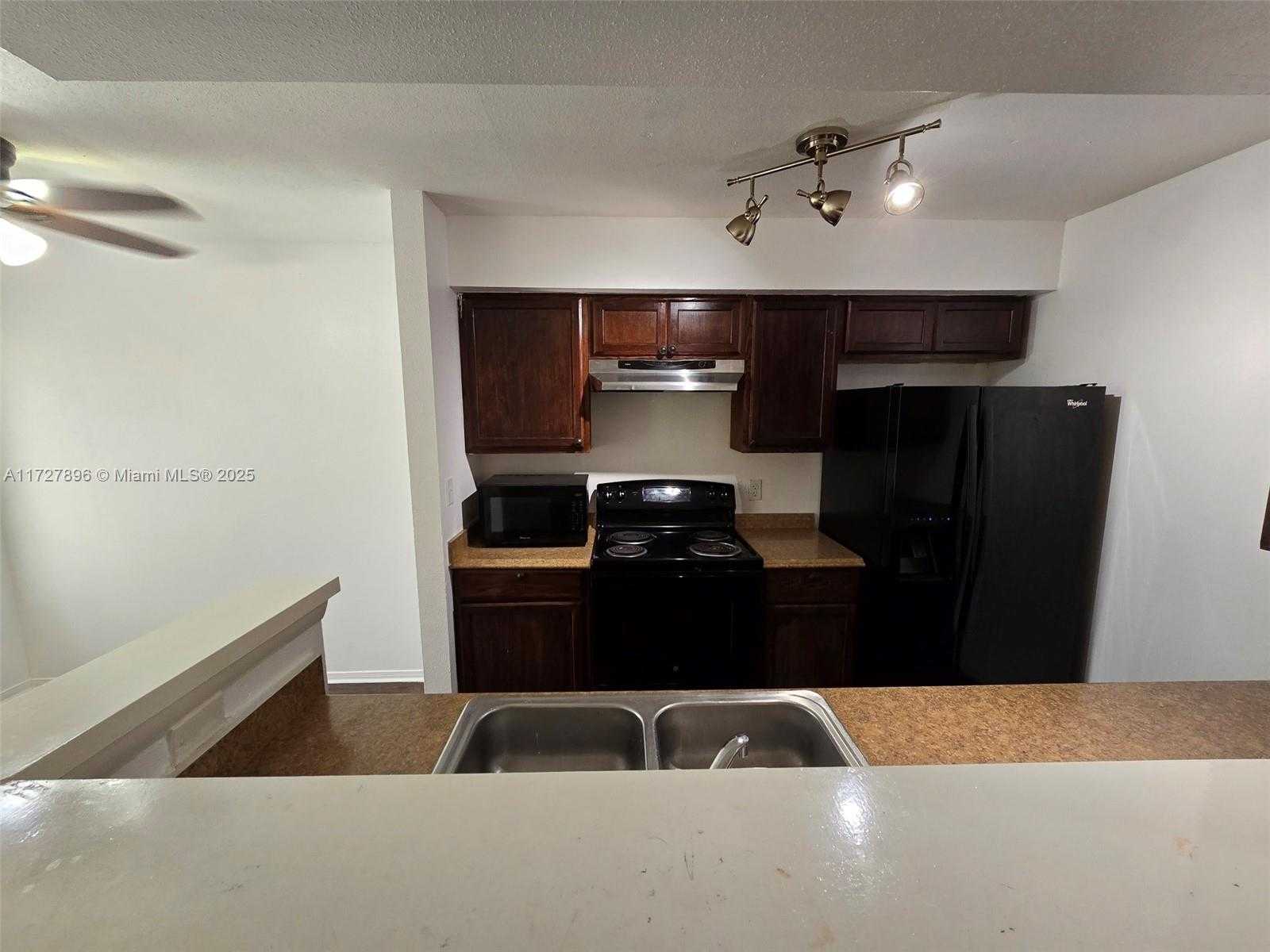 Small Image of 2622 NORTH WEST 33RD ST #2011, Oakland Park Number 4