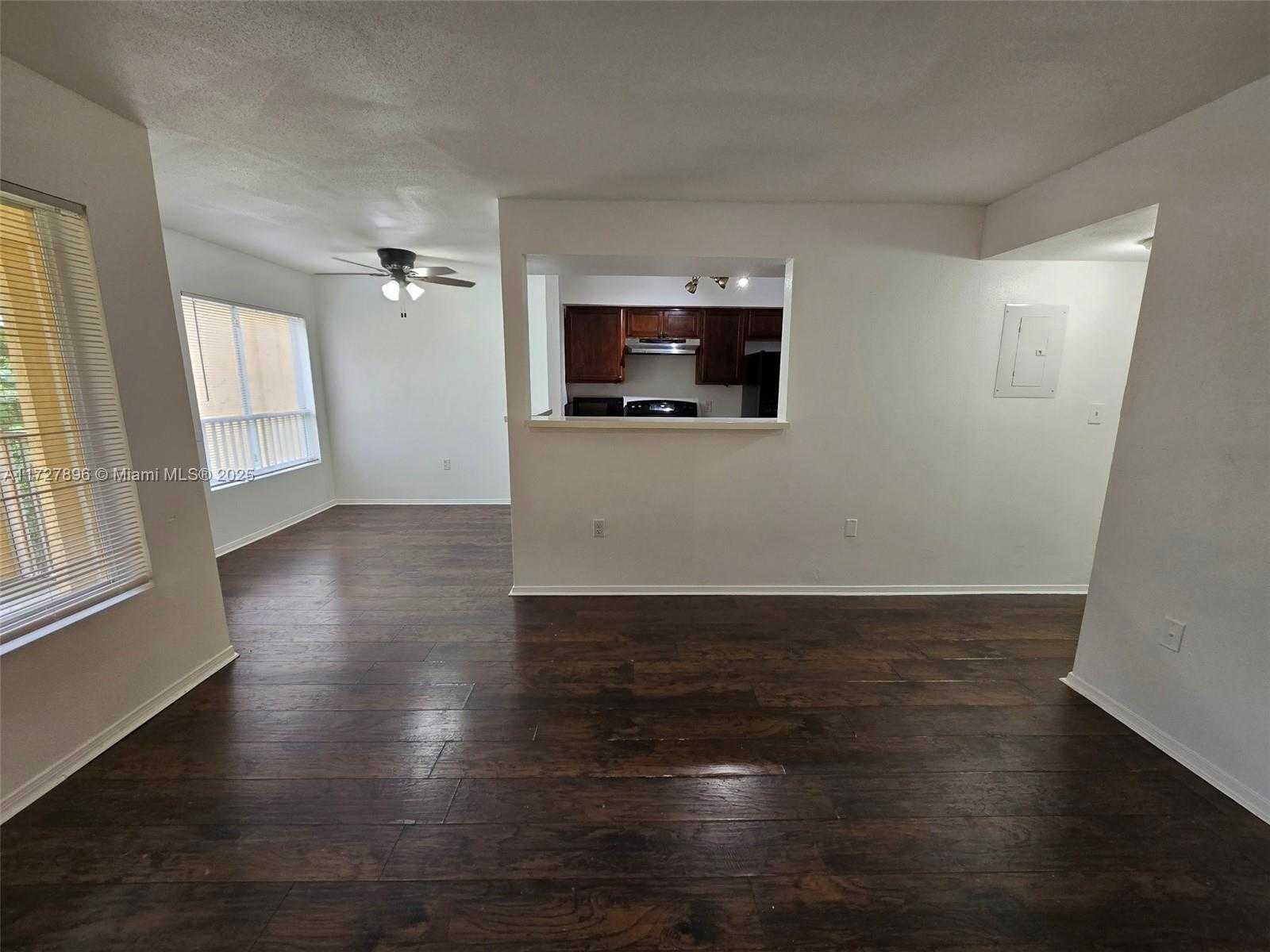 Small Image of 2622 NORTH WEST 33RD ST #2011, Oakland Park Number 5