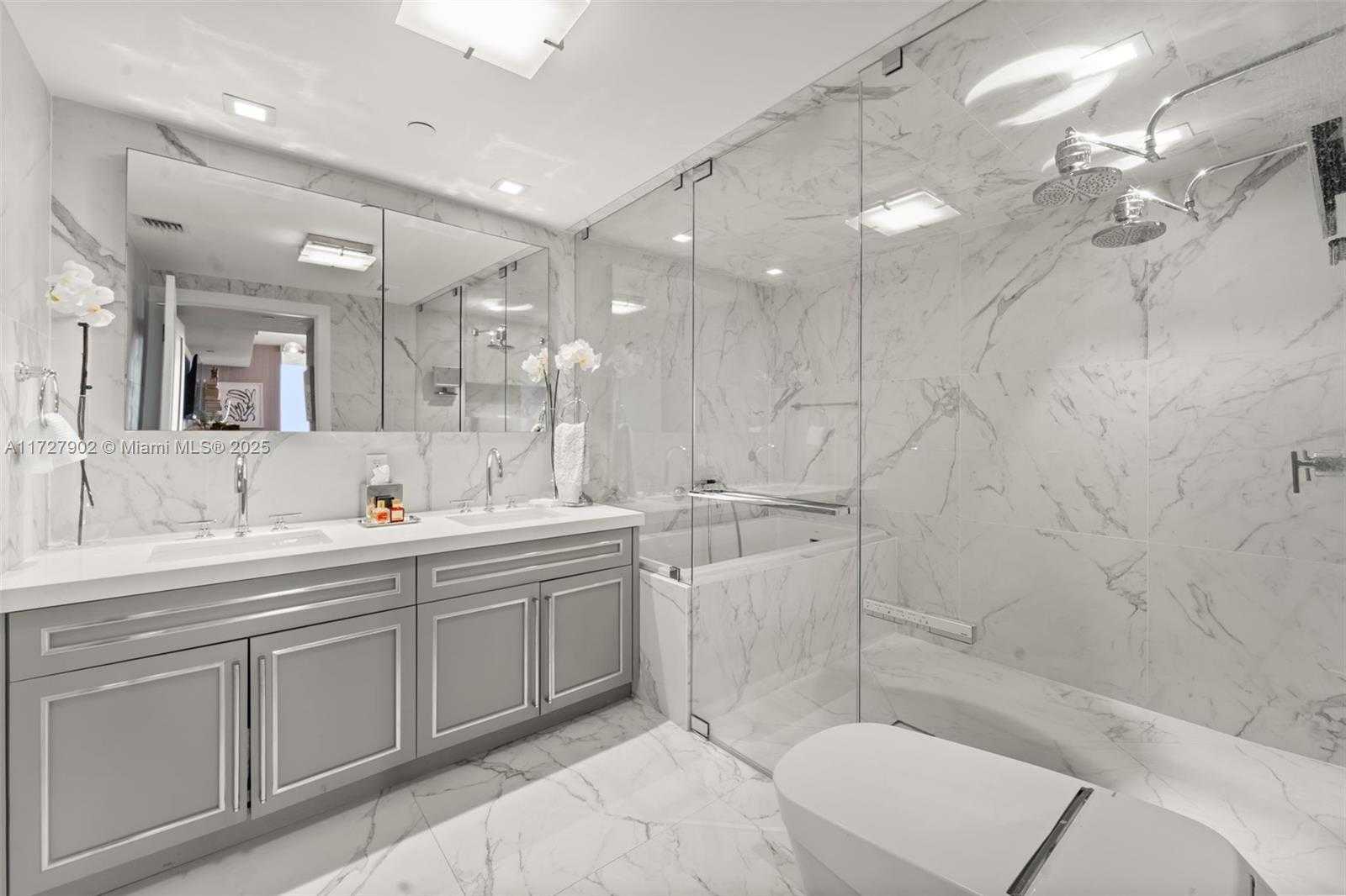 Small Image of 10 VENETIAN WAY #1903, Miami Beach Number 12