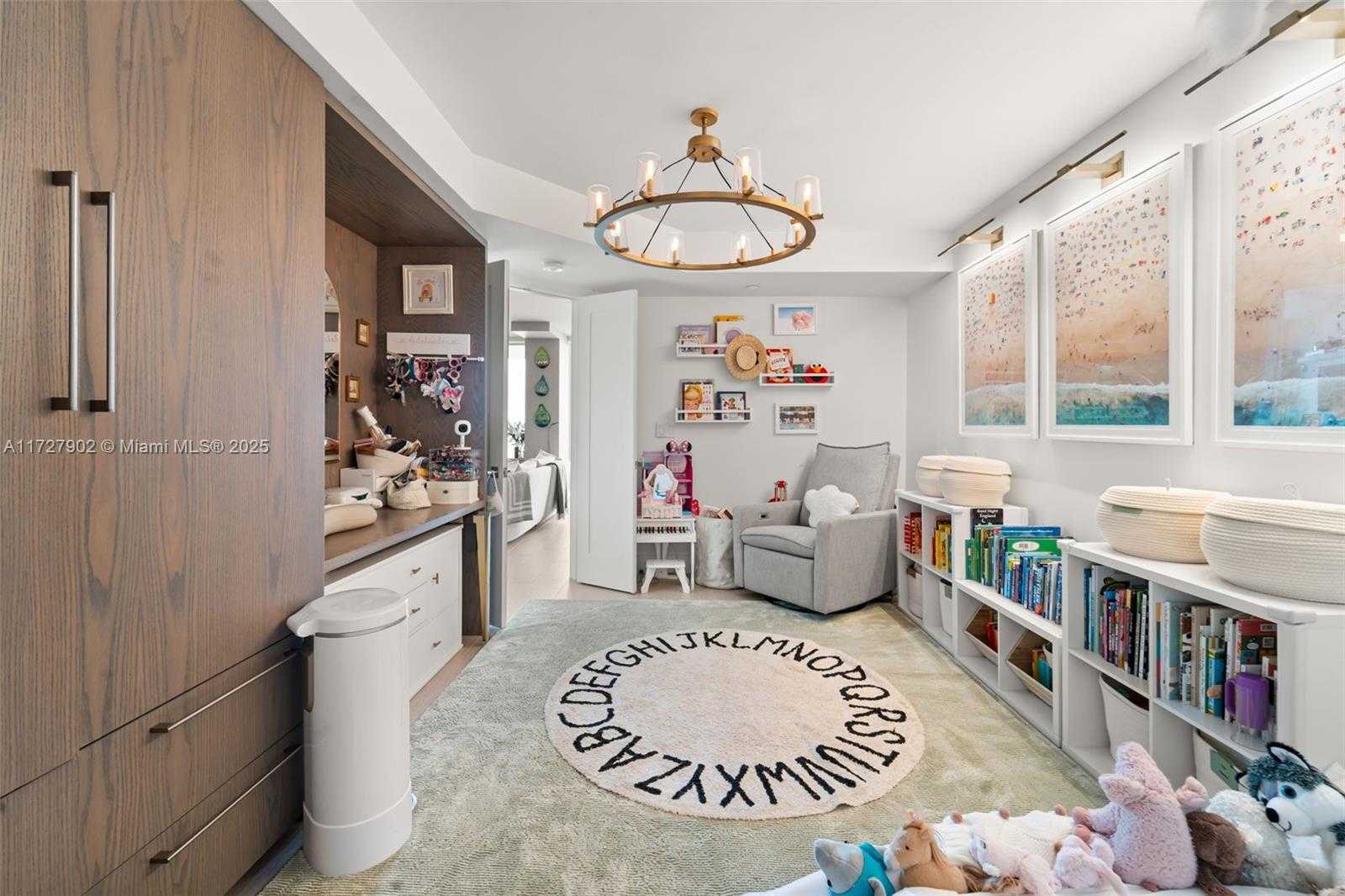 Small Image of 10 VENETIAN WAY #1903, Miami Beach Number 14