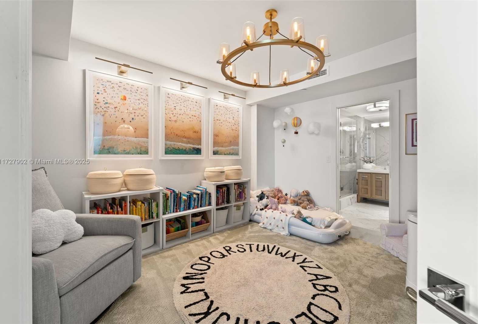 Small Image of 10 VENETIAN WAY #1903, Miami Beach Number 21