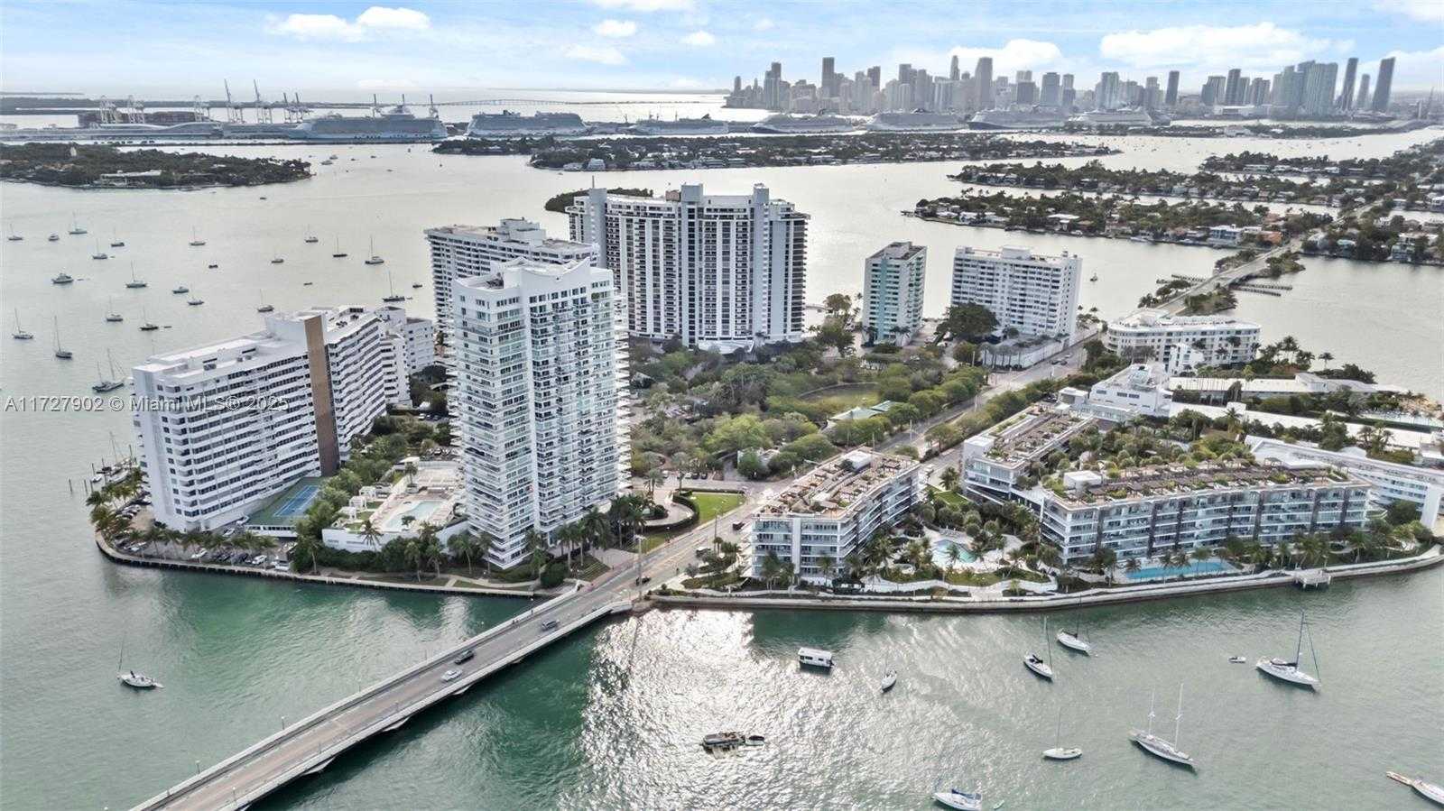 Small Image of 10 VENETIAN WAY #1903, Miami Beach Number 32