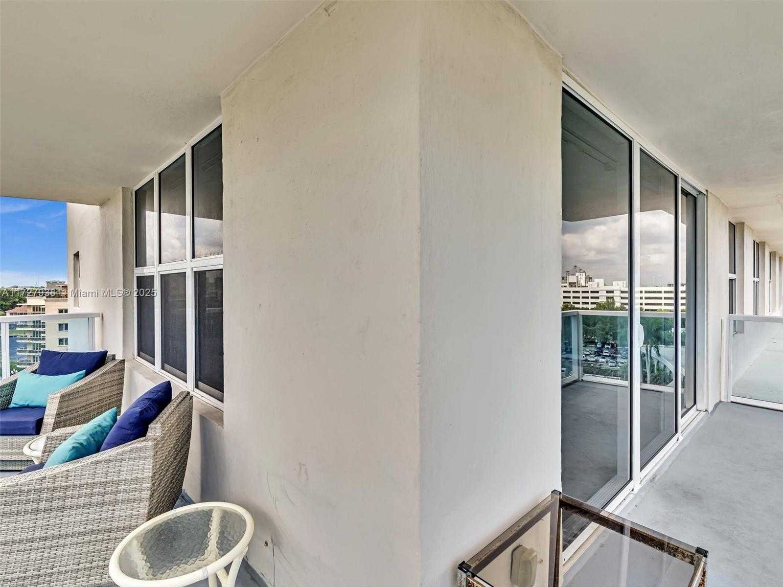 Small Image of 3800 SOUTH OCEAN DR #712A, Hollywood Number 11