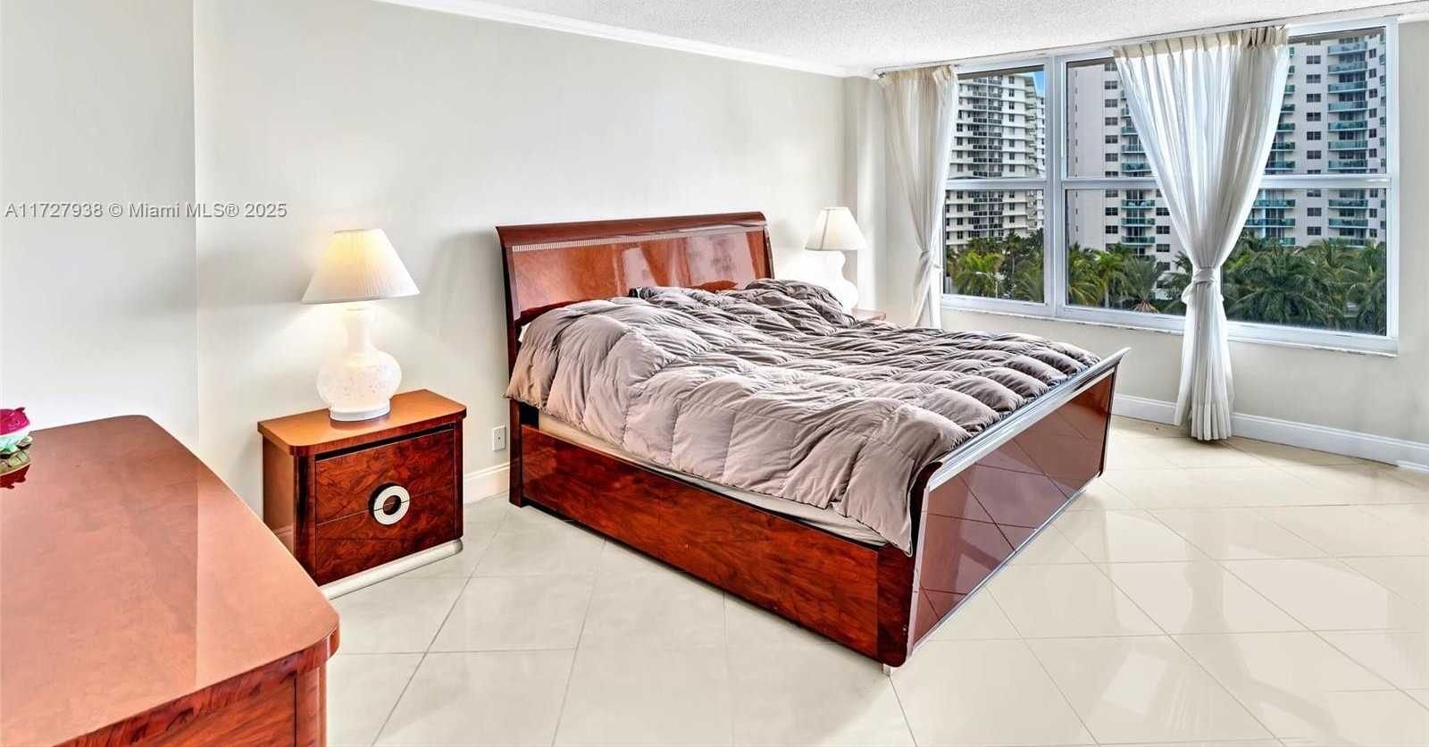 Small Image of 3800 SOUTH OCEAN DR #712A, Hollywood Number 13