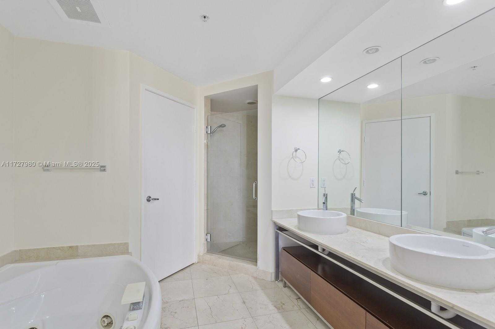 Small Image of 16275 COLLINS AVE #904, Sunny Isles Beach Number 9