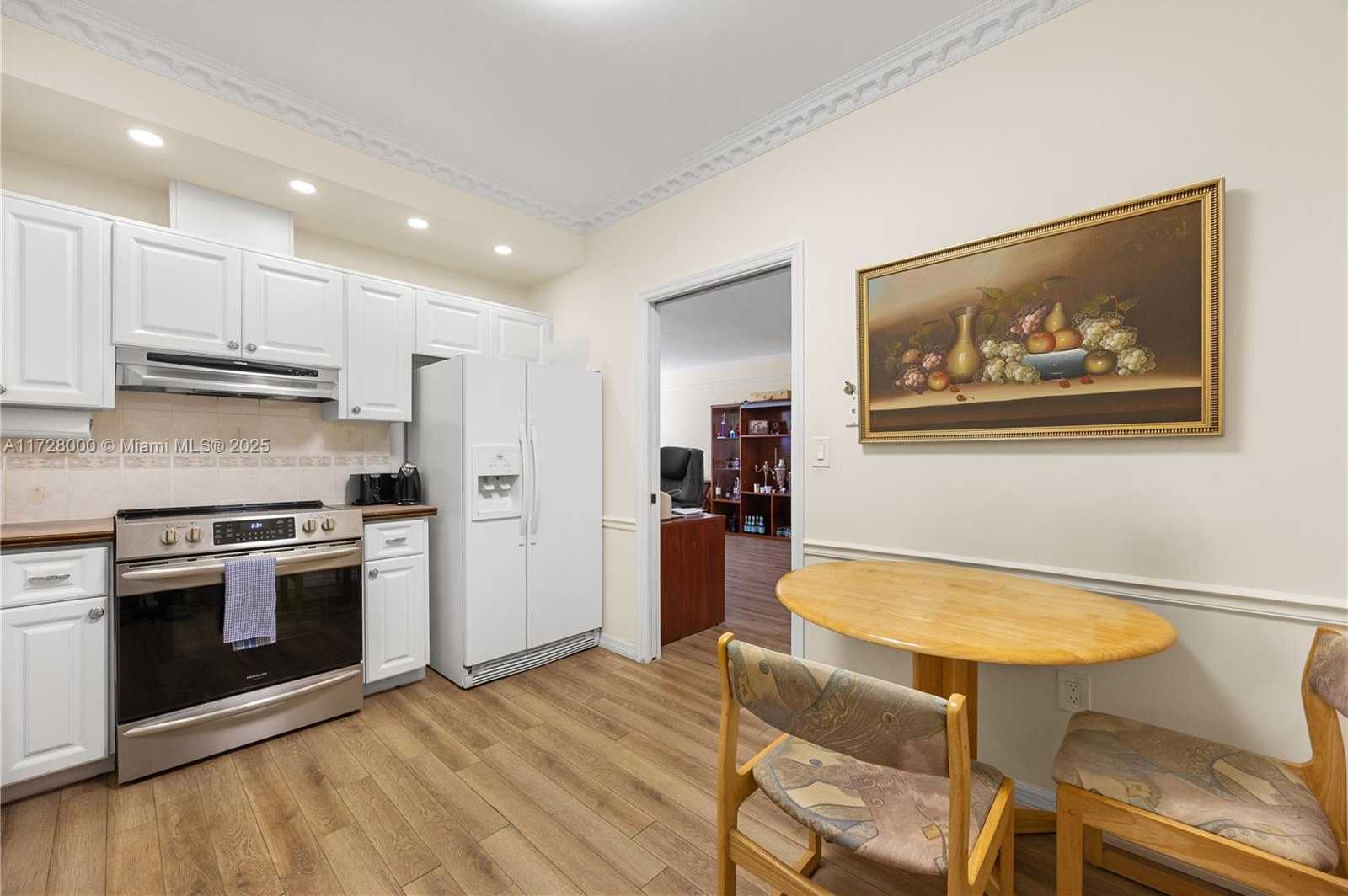 Small Image of 1601 SOUTH OCEAN DR #105, Hollywood Number 10