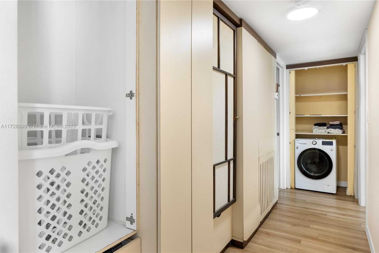 Small Image of 1601 SOUTH OCEAN DR #105, Hollywood Number 16