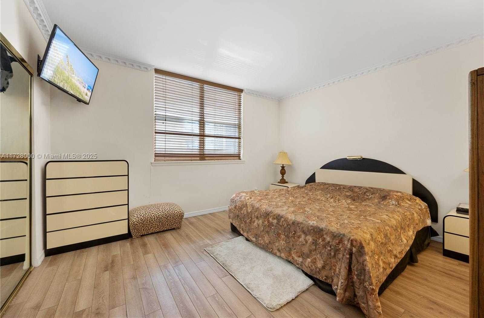 Small Image of 1601 SOUTH OCEAN DR #105, Hollywood Number 17