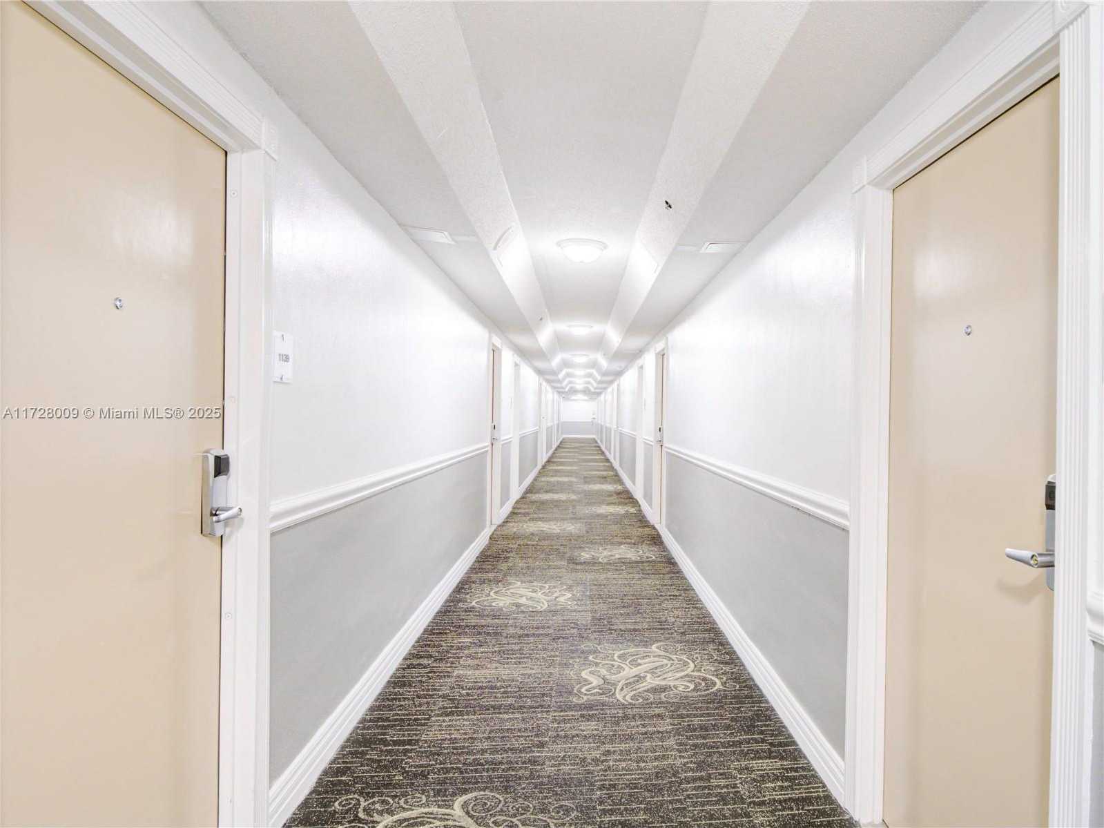 Small Image of 19201 COLLINS AVE #1141, Sunny Isles Beach Number 27