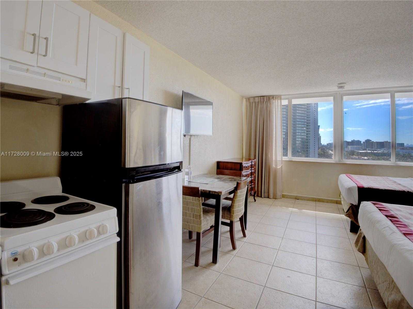 Small Image of 19201 COLLINS AVE #1141, Sunny Isles Beach Number 9