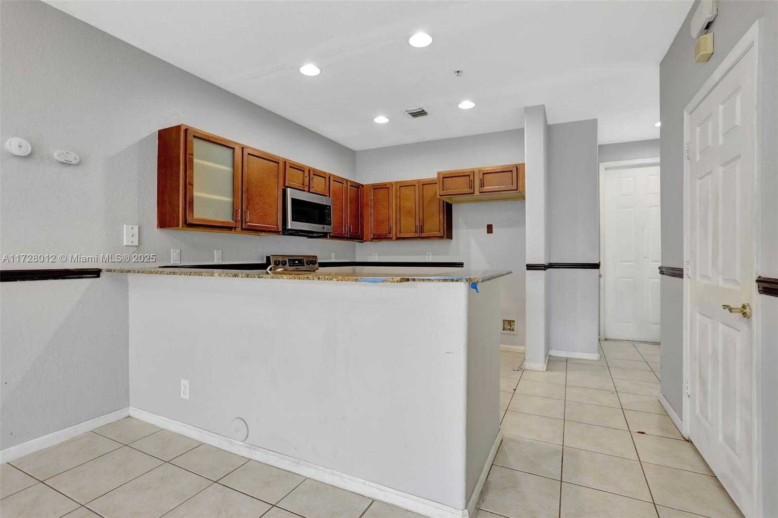 Small Image of 3427 NORTH WEST 14TH CT #3427, Lauderhill Number 10