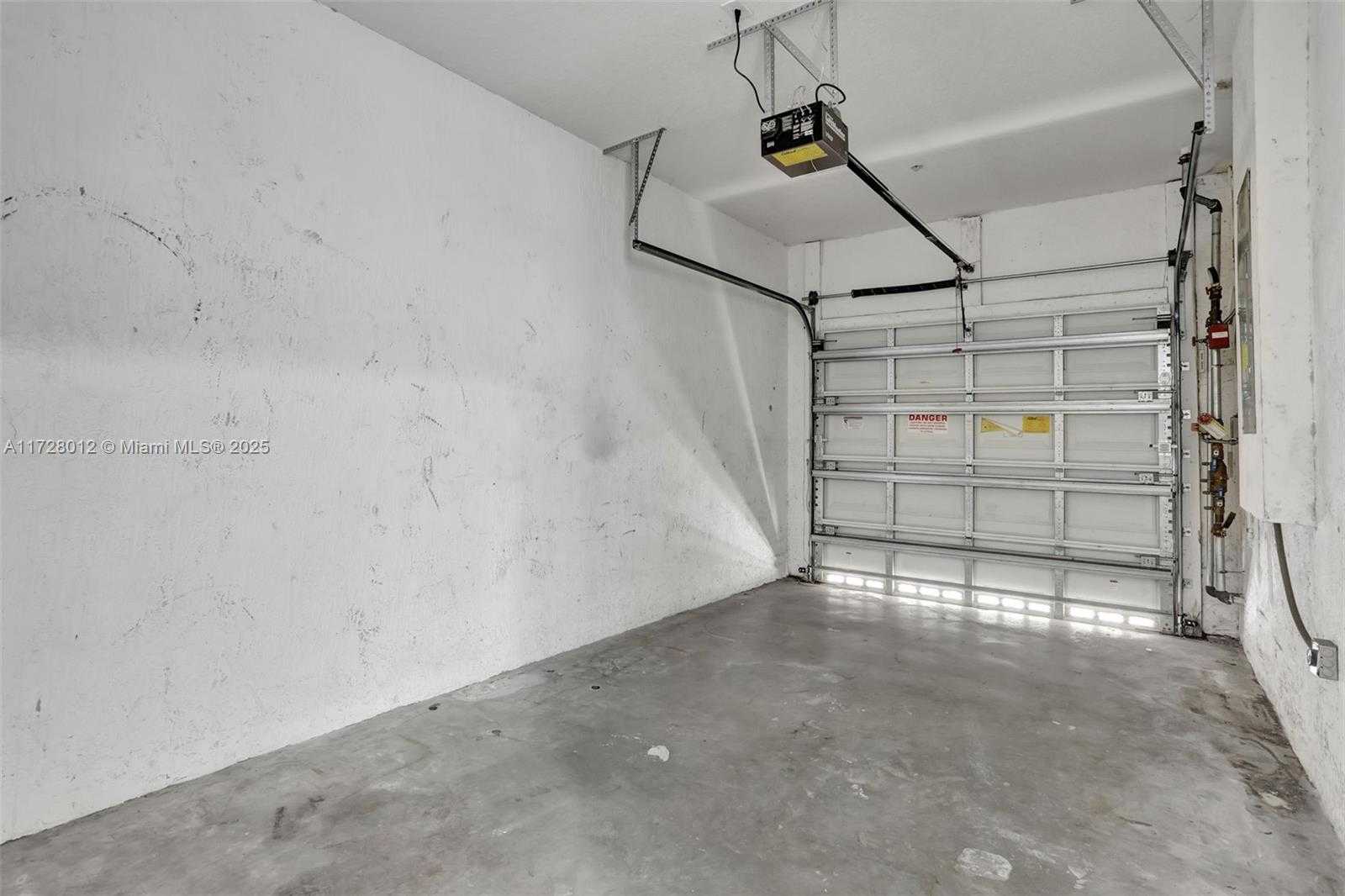 Small Image of 3427 NORTH WEST 14TH CT #3427, Lauderhill Number 34