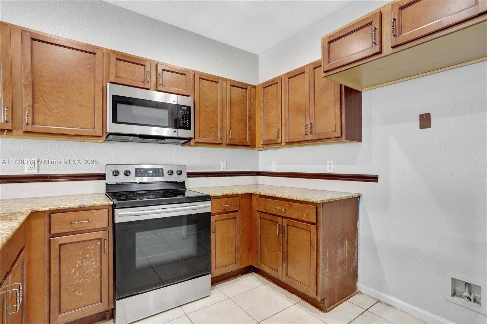 Small Image of 3427 NORTH WEST 14TH CT #3427, Lauderhill Number 6