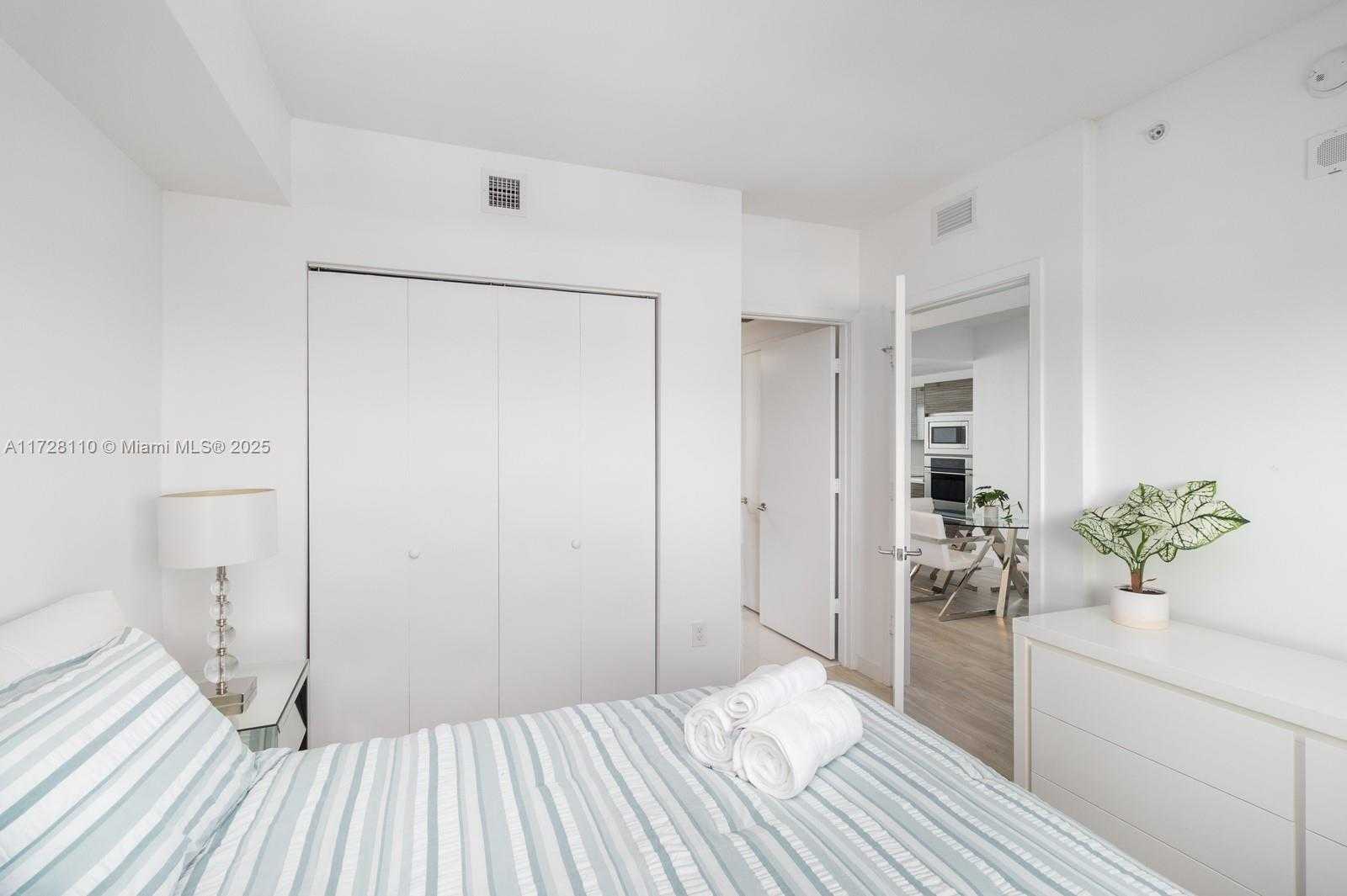 Small Image of 460 NORTH EAST 28TH ST #3105, Miami Number 19