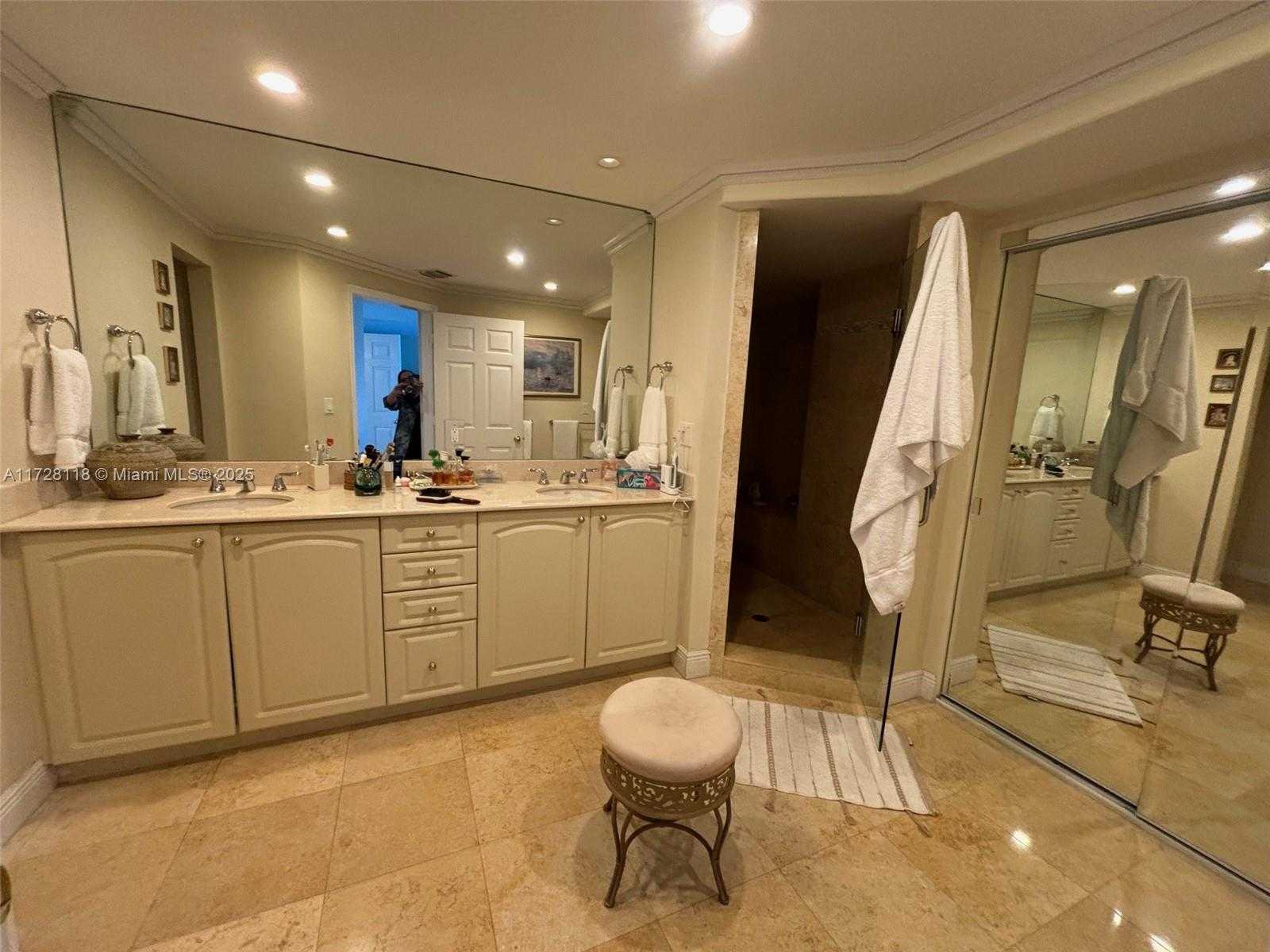 Small Image of 10350 WEST BAY HARBOR DR #10AB, Bay Harbor Islands Number 12