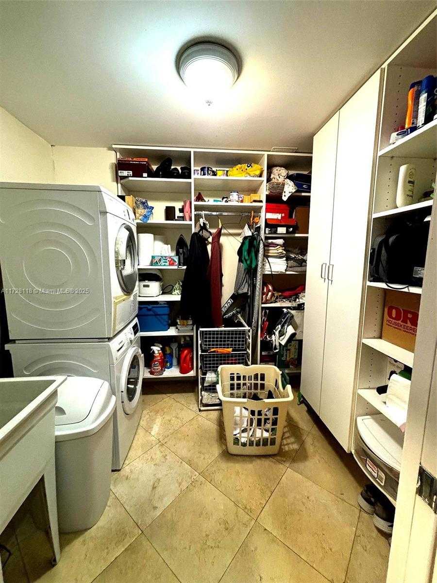 Small Image of 10350 WEST BAY HARBOR DR #10AB, Bay Harbor Islands Number 8