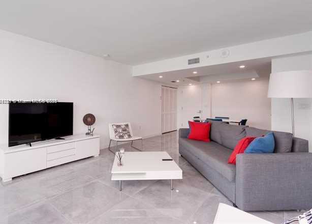 Small Image of 650 WEST AVE #2409, Miami Beach Number 15