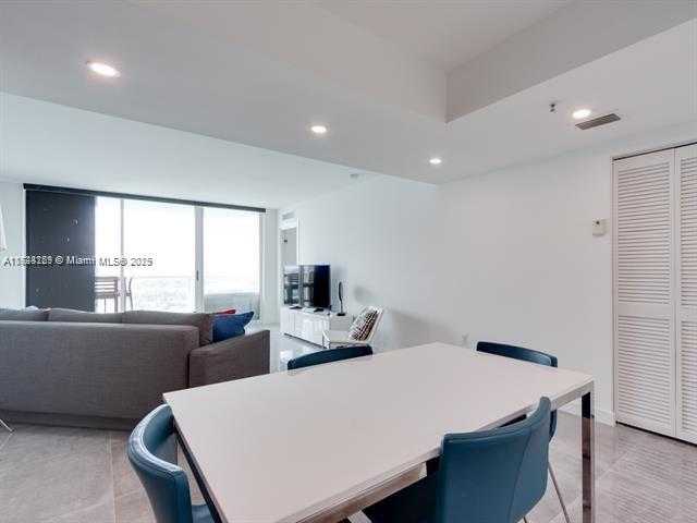 Small Image of 650 WEST AVE #2409, Miami Beach Number 23