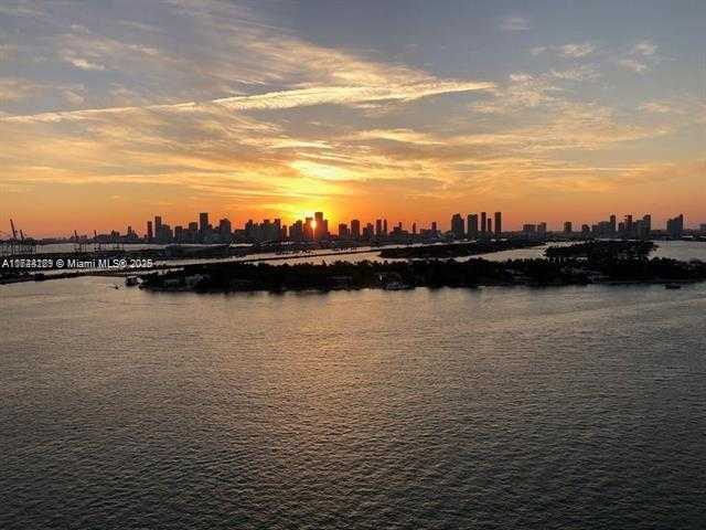 Small Image of 650 WEST AVE #2409, Miami Beach Number 48