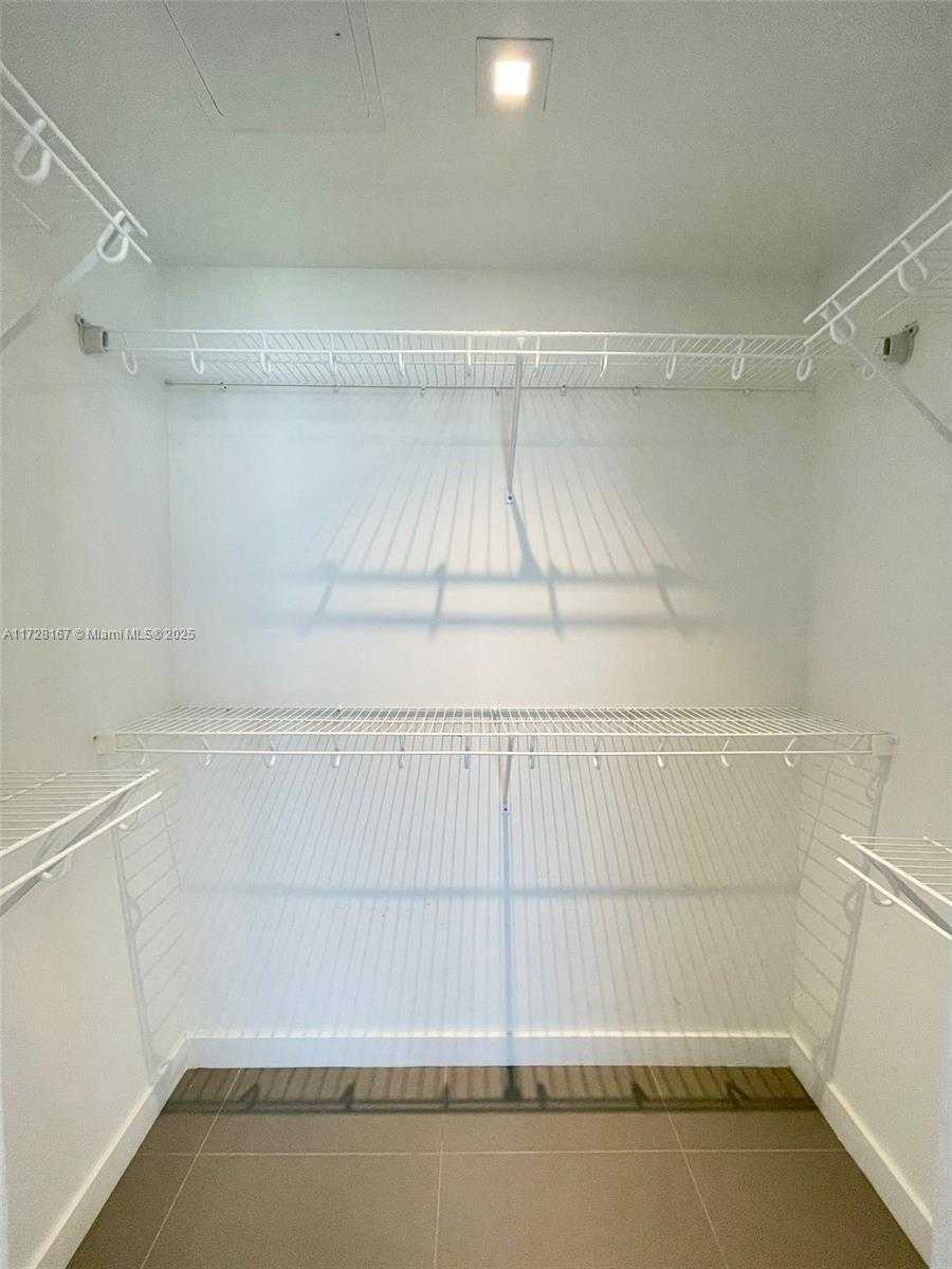 Small Image of 1600 NORTH EAST 1ST AVE #1917, Miami Number 15