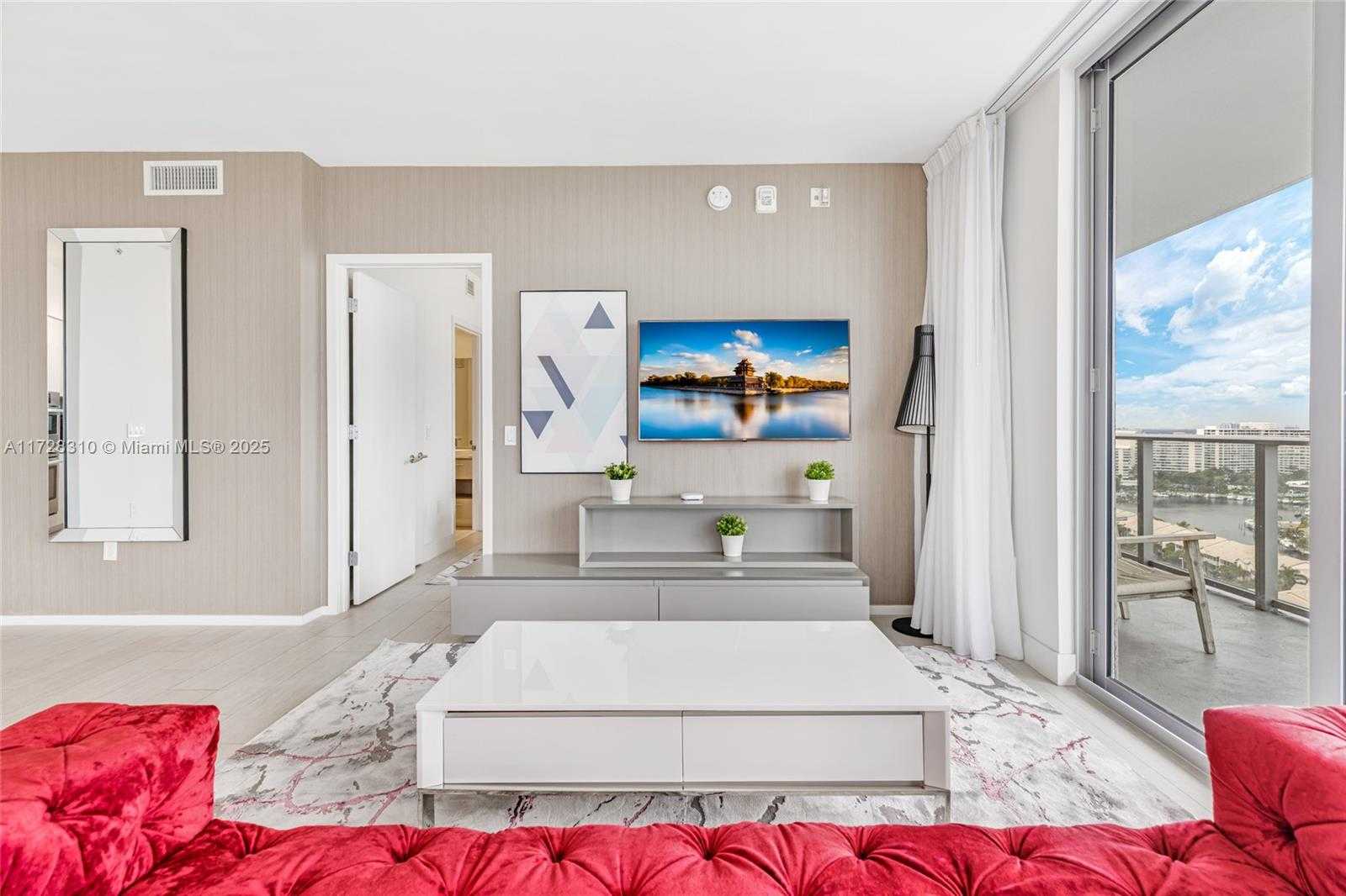 Small Image of 4010 SOUTH OCEAN DR #R1601, Hollywood Number 12