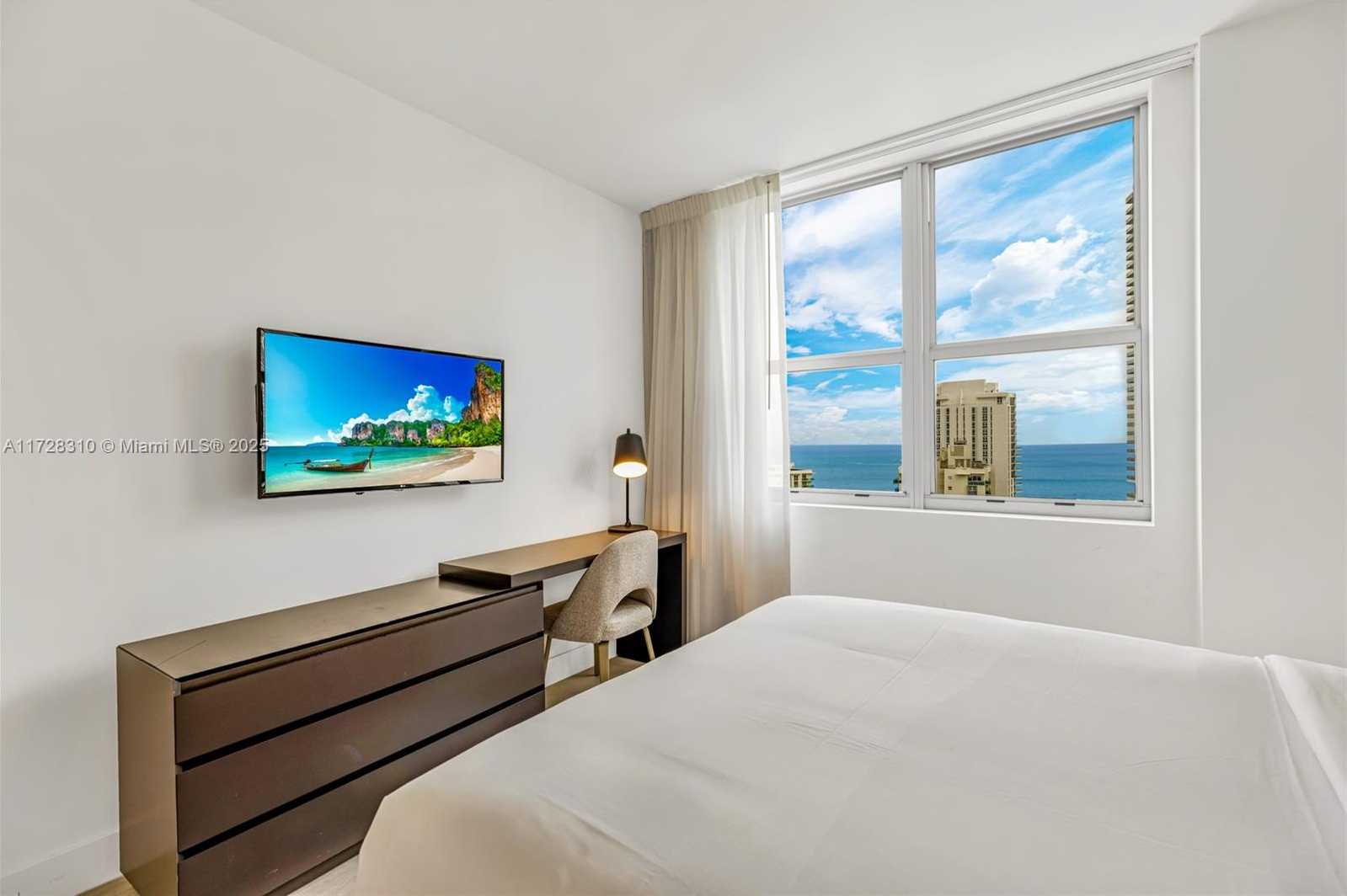 Small Image of 4010 SOUTH OCEAN DR #R1601, Hollywood Number 22