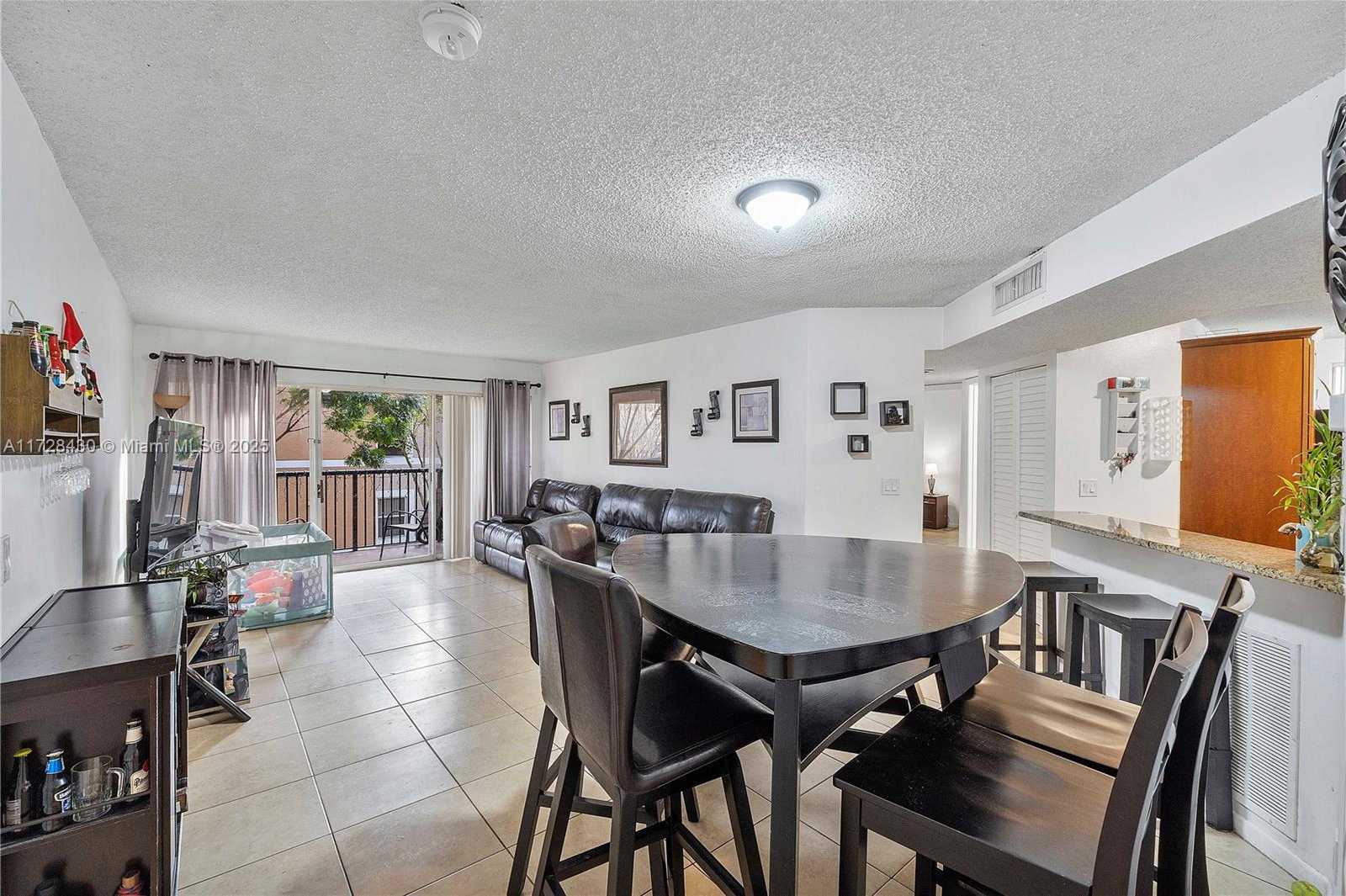 Small Image of 8761 WILES RD #206, Coral Springs Number 3
