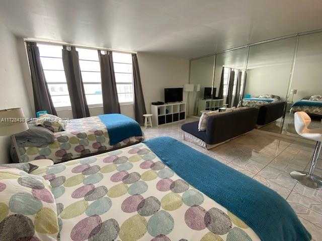 Small Image of 100 LINCOLN RD #616, Miami Beach Number 2
