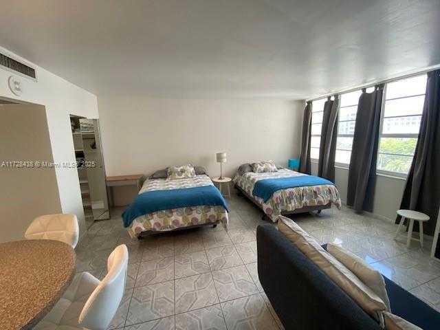 Small Image of 100 LINCOLN RD #616, Miami Beach Number 3