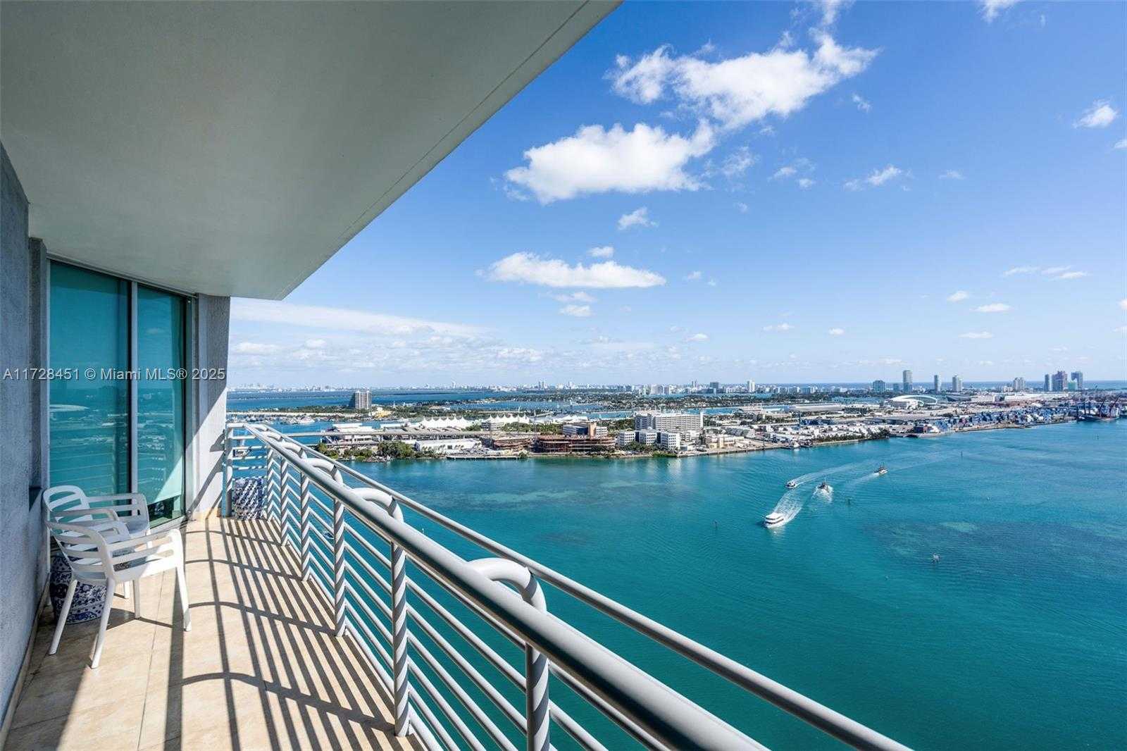 Small Image of 335 SOUTH BISCAYNE BLVD #3612, Miami Number 20