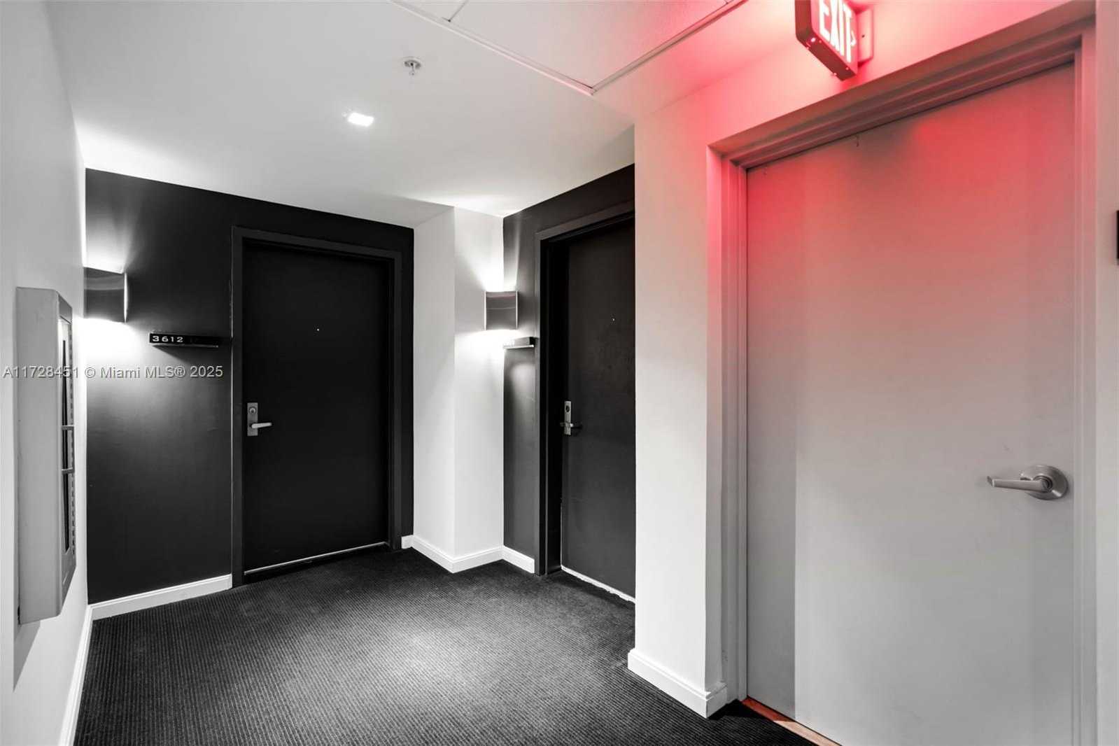 Small Image of 335 SOUTH BISCAYNE BLVD #3612, Miami Number 3