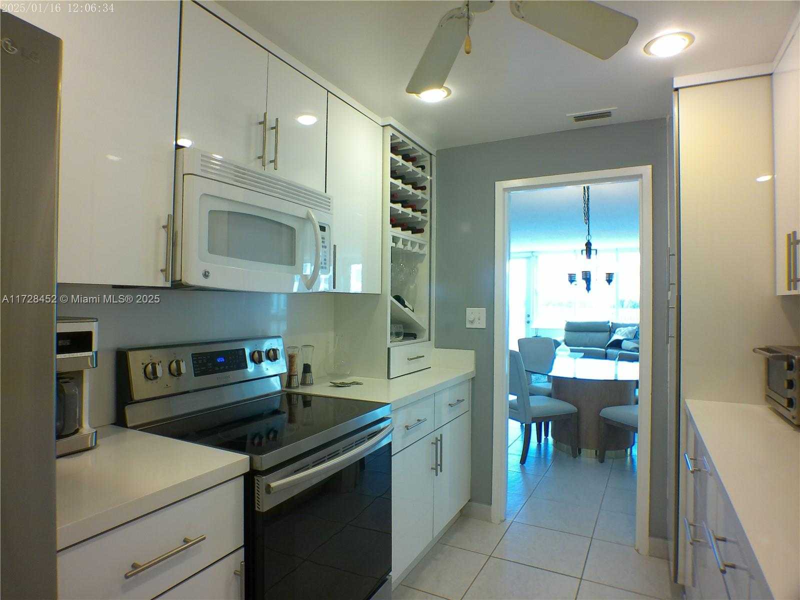 Small Image of 5401 COLLINS AVE #130, Miami Beach Number 11
