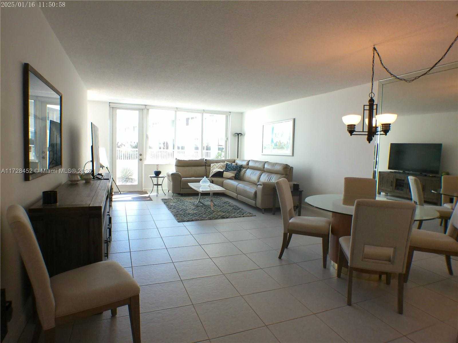 Small Image of 5401 COLLINS AVE #130, Miami Beach Number 5