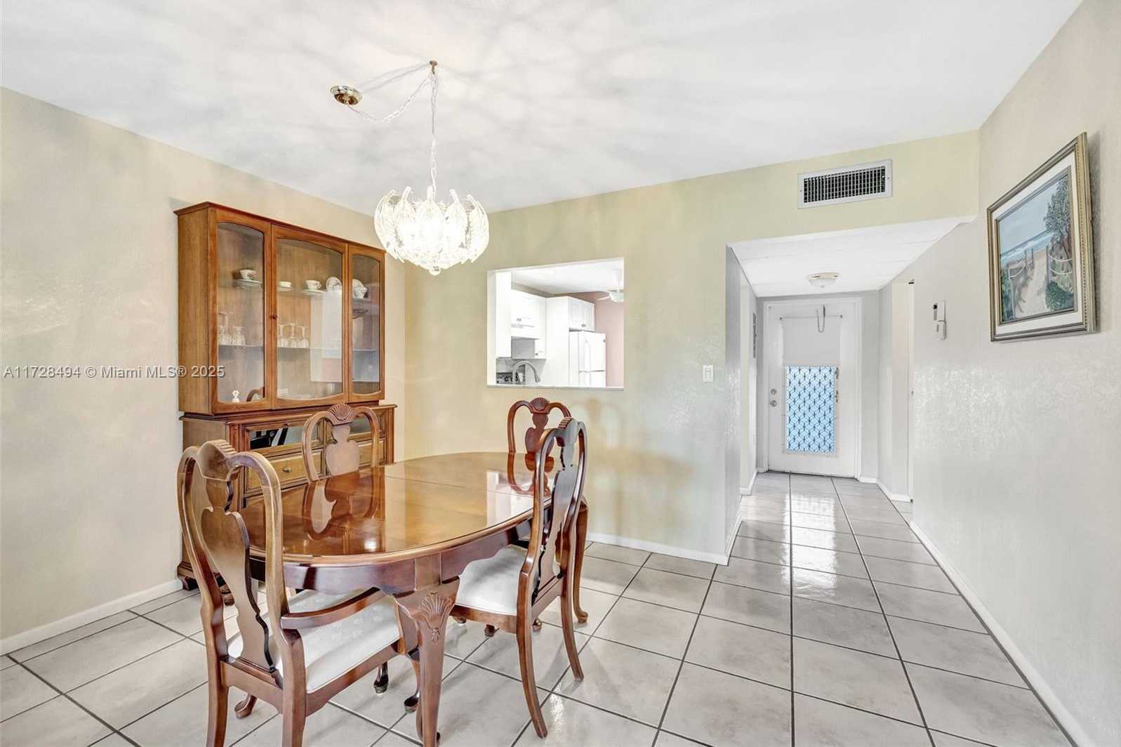 Small Image of 1035 COUNTRY CLUB DR #206, Margate Number 12