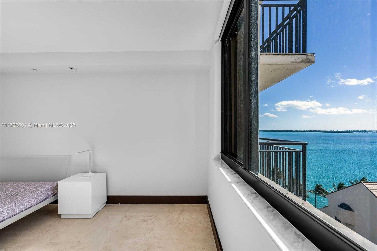 Small Image of 540 BRICKELL KEY DR #1021, Miami Number 17