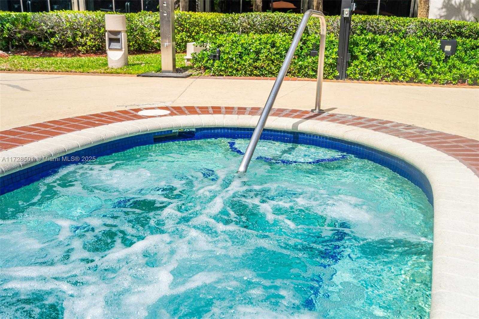 Small Image of 540 BRICKELL KEY DR #1021, Miami Number 40