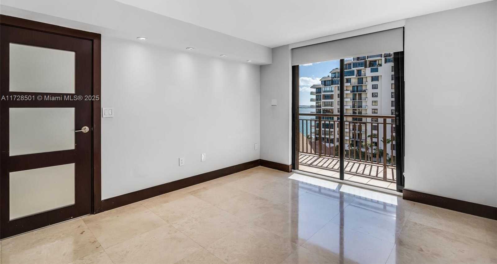Small Image of 540 BRICKELL KEY DR #1021, Miami Number 9