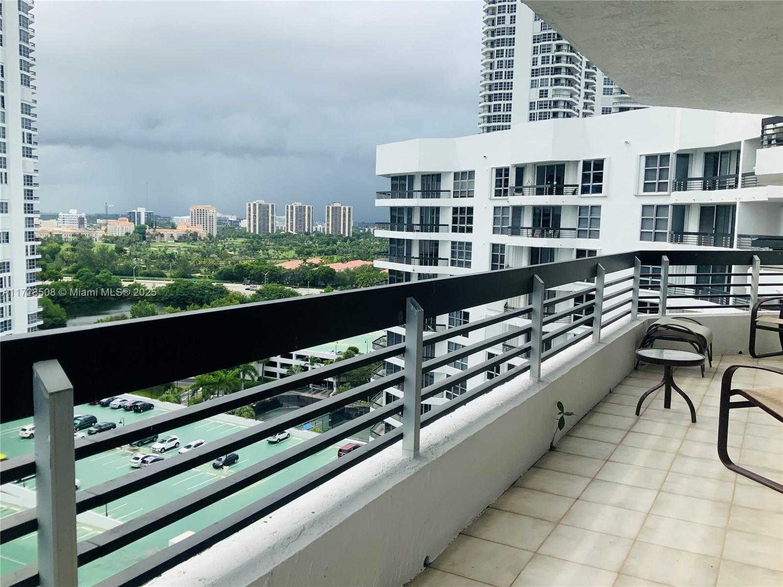 Small Image of 3600 MYSTIC POINTE #1801, Aventura Number 31
