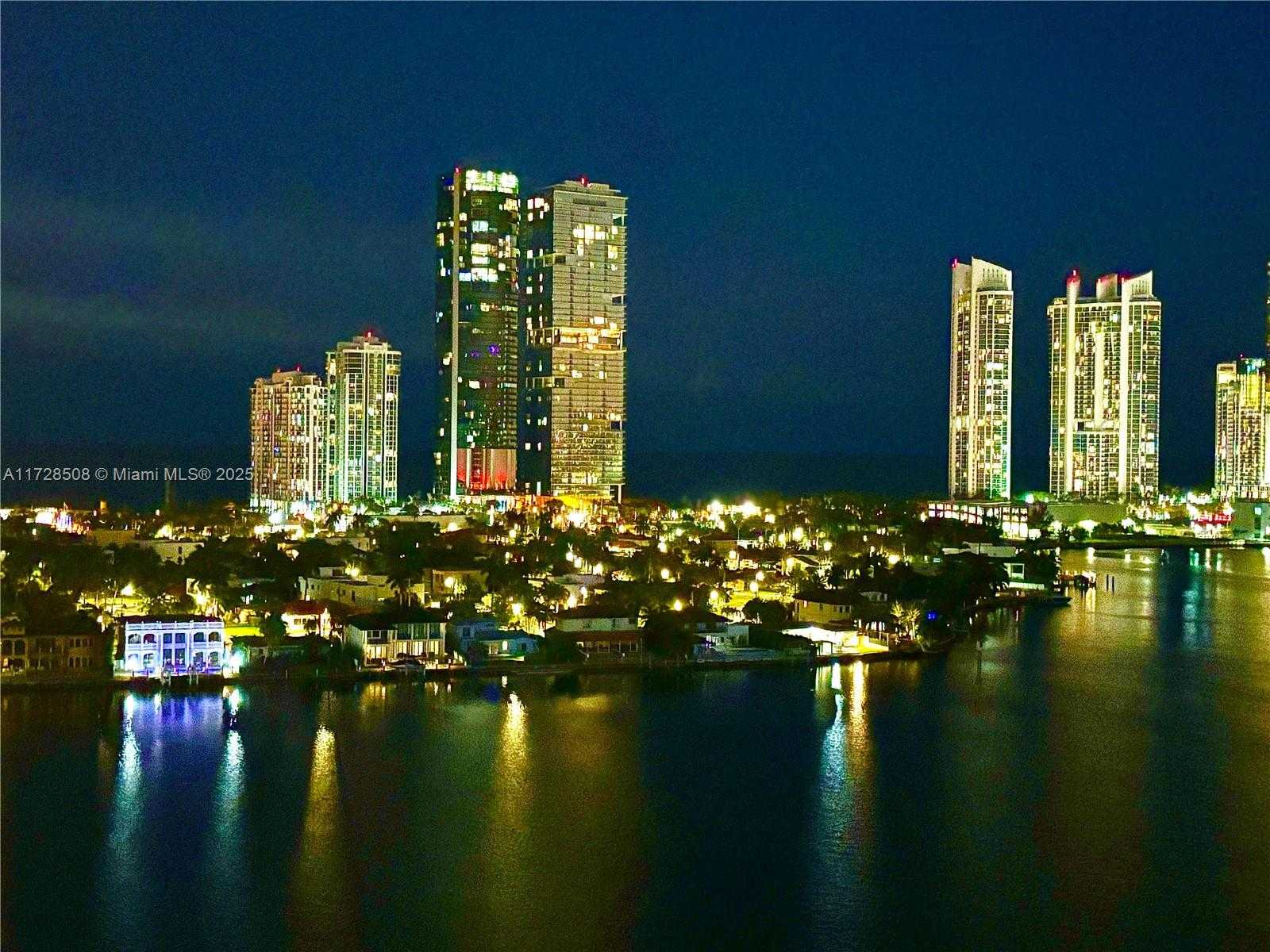 Small Image of 3600 MYSTIC POINTE #1801, Aventura Number 49