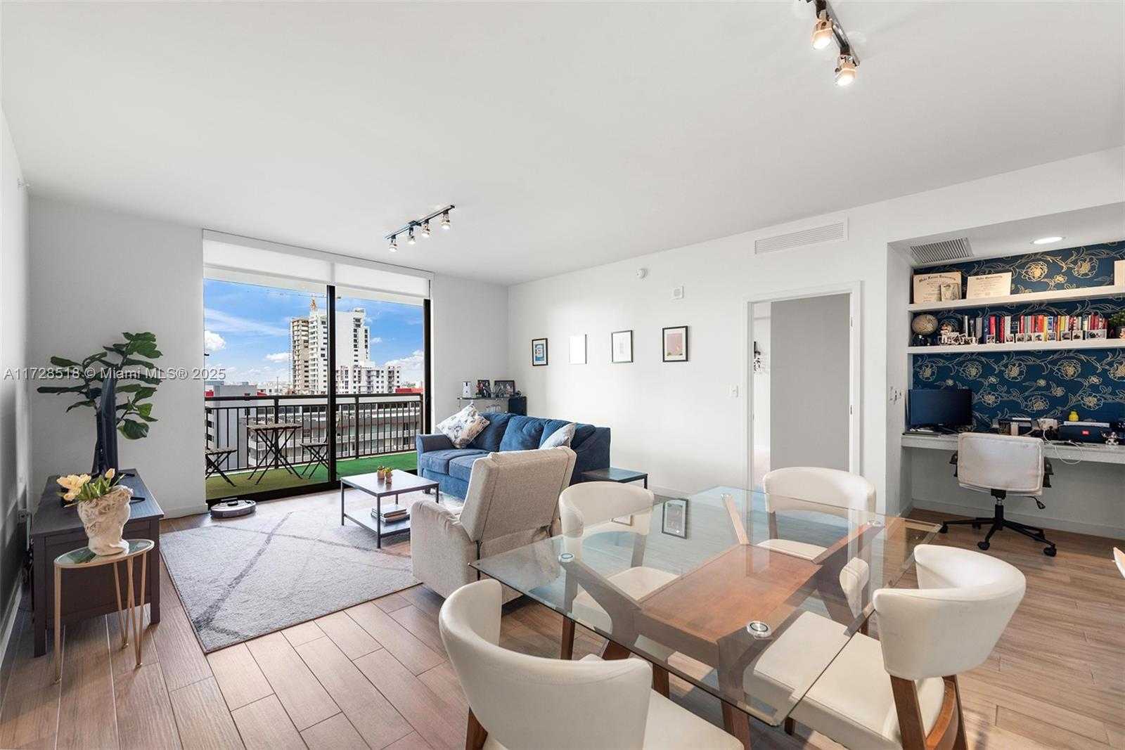 Small Image of 999 SOUTH WEST 1ST AVE #1405, Miami Number 2